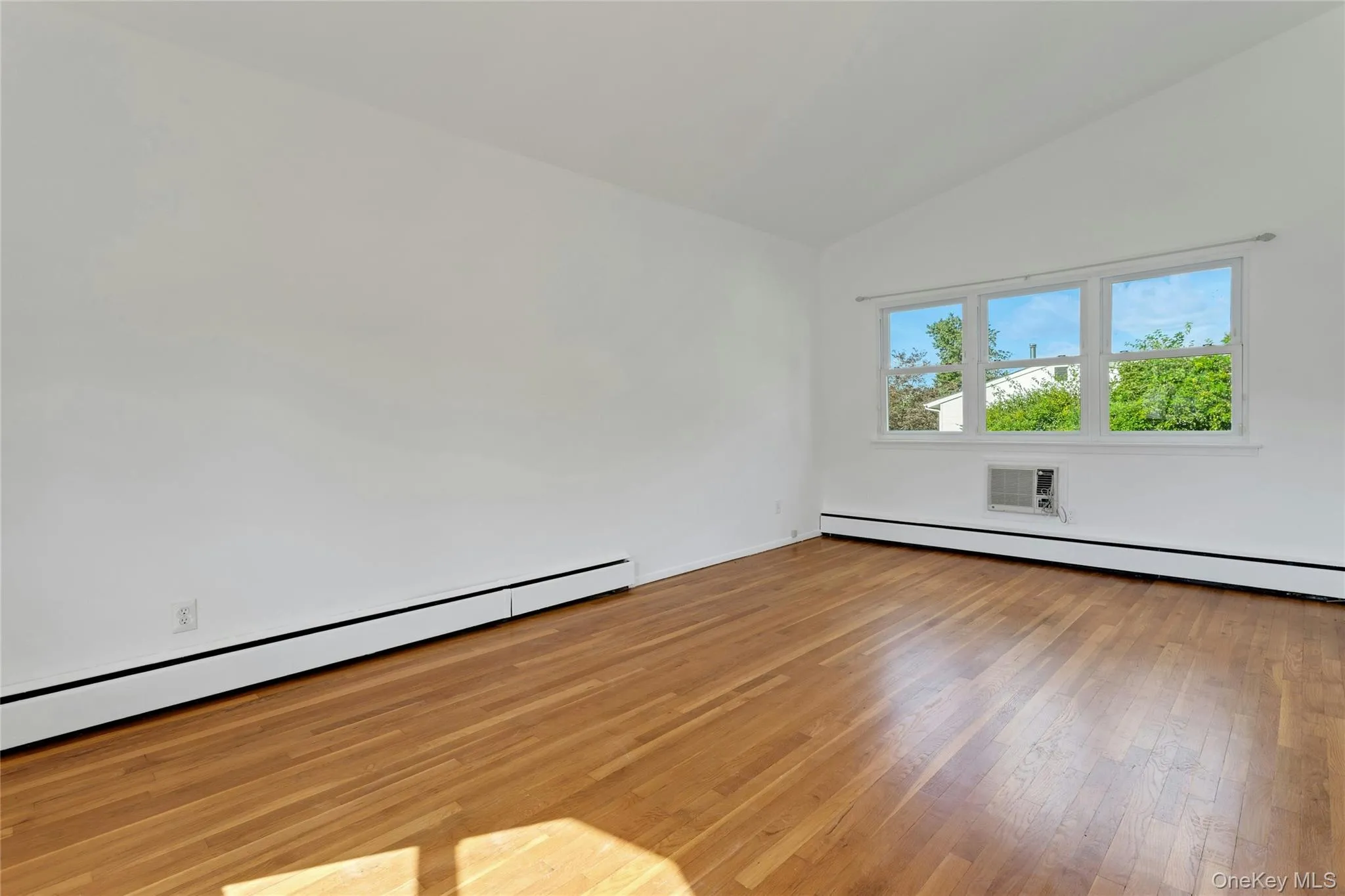 1 Barbara Lane, Wappinger, NY, 3 Bedrooms Bedrooms, 9 Rooms Rooms,1 BathroomBathrooms,Residential,For Rent,Barbara,0,1055952 1 Barbara Lane, Wappinger, NY, 3 Bedrooms Bedrooms, 9 Rooms Rooms,1 BathroomBathrooms,Residential,For Rent,Barbara,0,1055952
