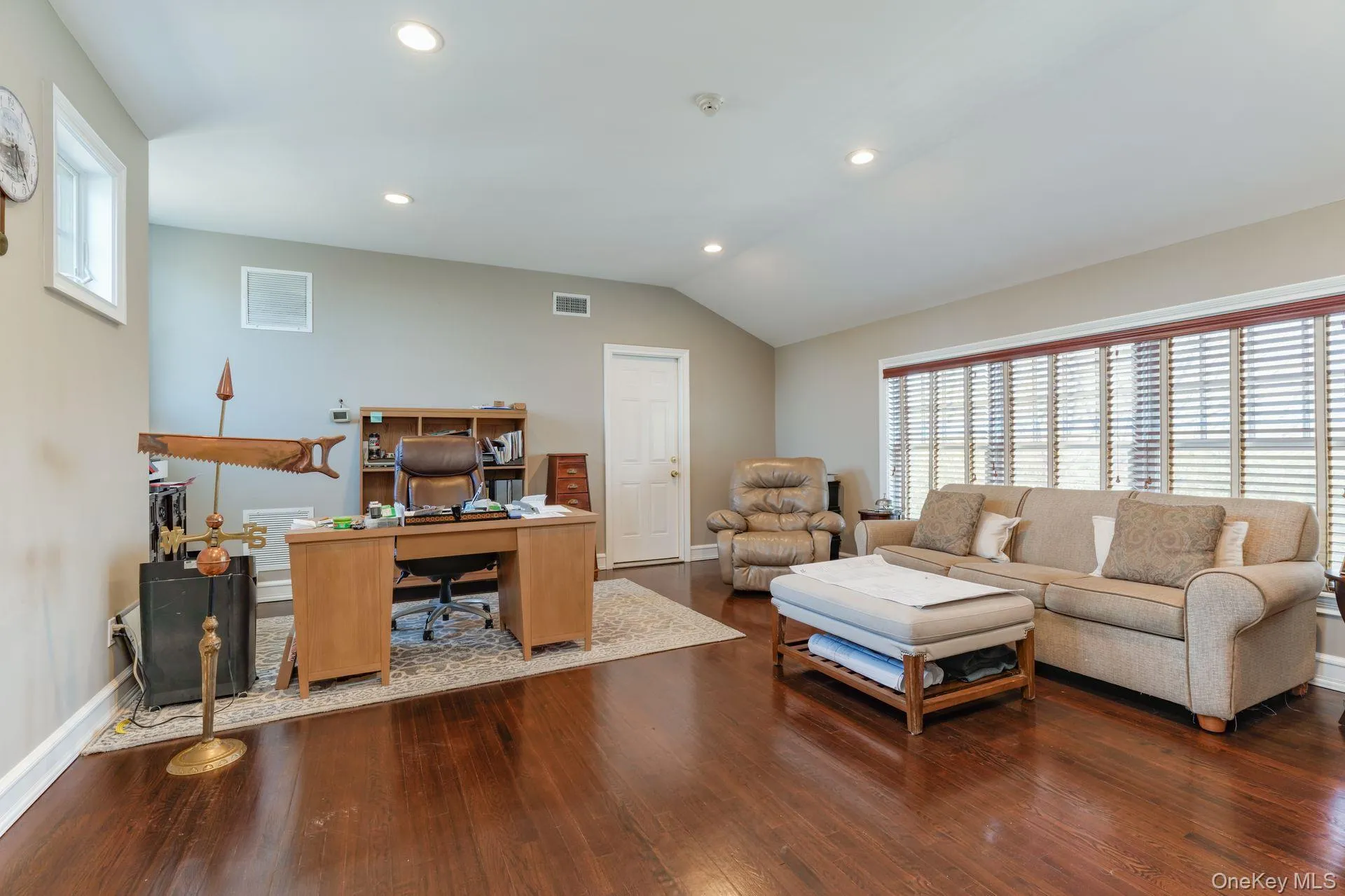 45 Blue Point Avenue, Brookhaven, NY, 4 Bedrooms Bedrooms, 12 Rooms Rooms,2 BathroomsBathrooms,Residential,For Rent,Blue Point,0,1055958 45 Blue Point Avenue, Brookhaven, NY, 4 Bedrooms Bedrooms, 12 Rooms Rooms,2 BathroomsBathrooms,Residential,For Rent,Blue Point,0,1055958