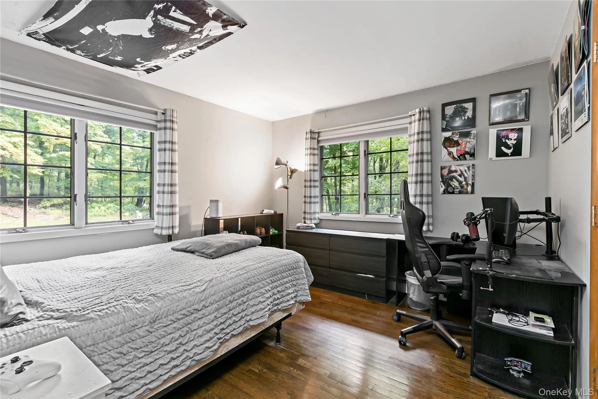 Third bedroom. Third bedroom.