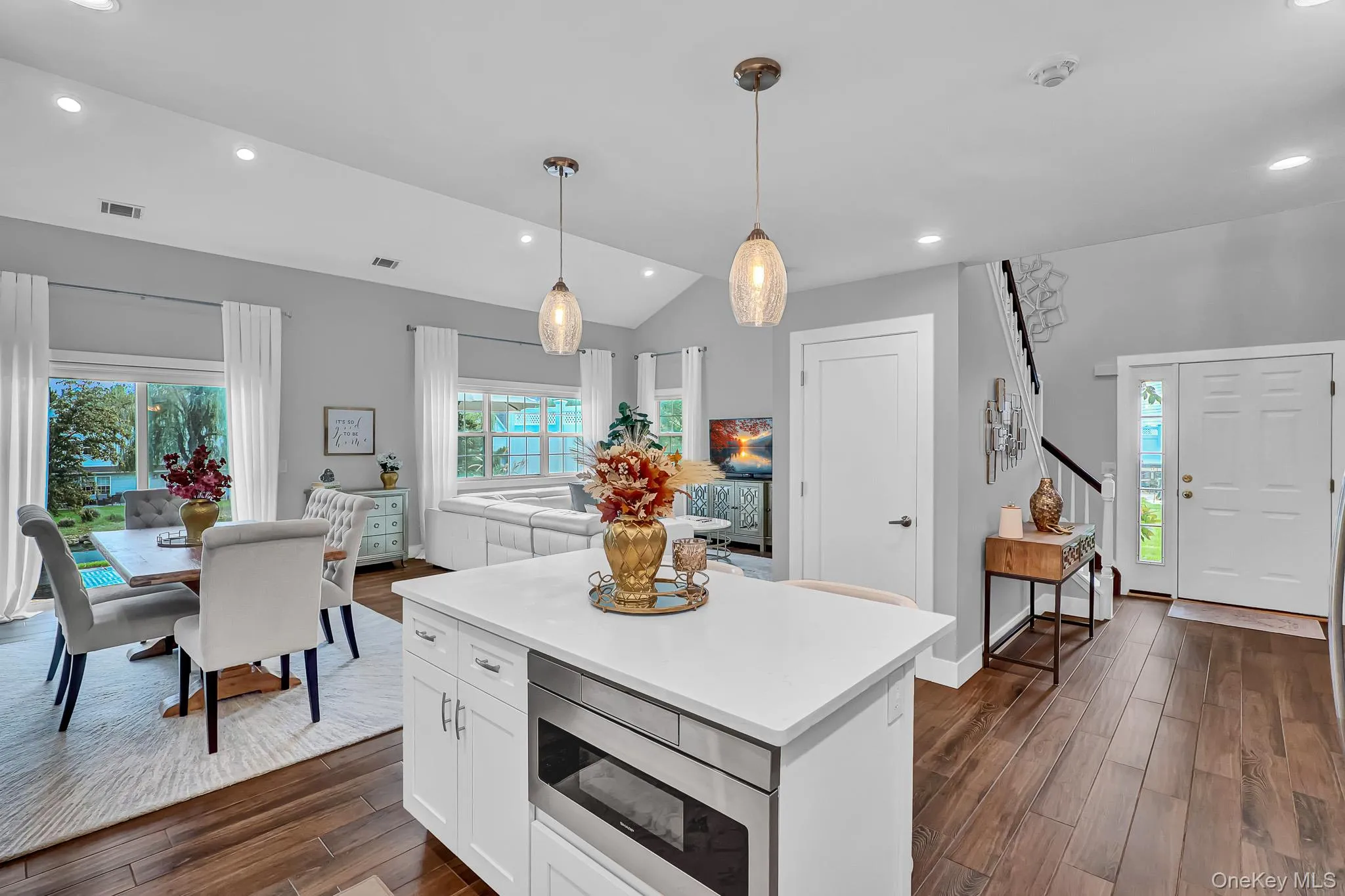 224 Erik Drive, Brookhaven, NY, 3 Bedrooms Bedrooms, 7 Rooms Rooms,2 BathroomsBathrooms,Residential,For Rent,Erik,0,1055963 224 Erik Drive, Brookhaven, NY, 3 Bedrooms Bedrooms, 7 Rooms Rooms,2 BathroomsBathrooms,Residential,For Rent,Erik,0,1055963