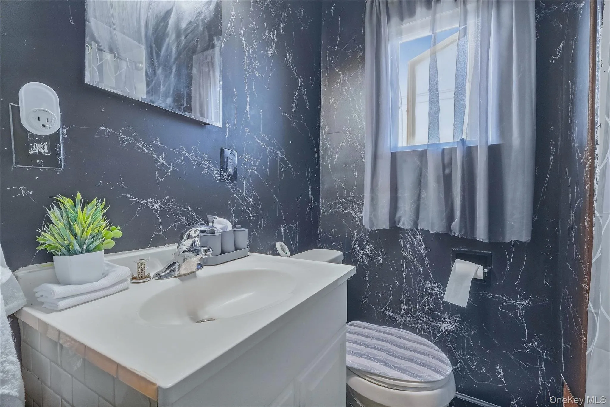 174 Foxhall Avenue, Kingston, NY, 2 Bedrooms Bedrooms, 8 Rooms Rooms,1 BathroomBathrooms,Residential,For Rent,Foxhall,0,1055975 174 Foxhall Avenue, Kingston, NY, 2 Bedrooms Bedrooms, 8 Rooms Rooms,1 BathroomBathrooms,Residential,For Rent,Foxhall,0,1055975