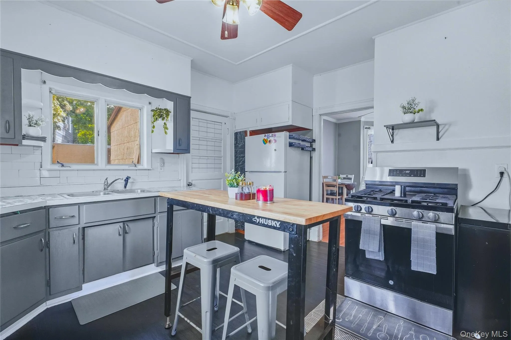 174 Foxhall Avenue, Kingston, NY, 2 Bedrooms Bedrooms, 8 Rooms Rooms,1 BathroomBathrooms,Residential,For Rent,Foxhall,0,1055975 174 Foxhall Avenue, Kingston, NY, 2 Bedrooms Bedrooms, 8 Rooms Rooms,1 BathroomBathrooms,Residential,For Rent,Foxhall,0,1055975