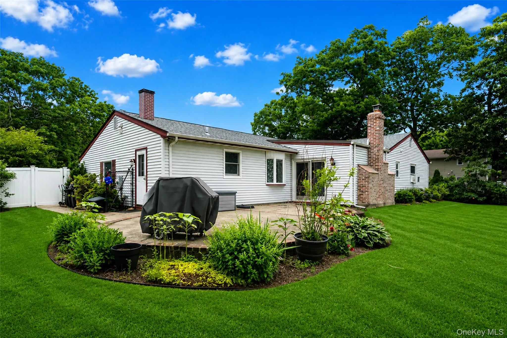 10 Saddle Hill Road, Brookhaven, NY, 3 Bedrooms Bedrooms, 9 Rooms Rooms,2 BathroomsBathrooms,Residential,For Rent,Saddle Hill,0,1055980 10 Saddle Hill Road, Brookhaven, NY, 3 Bedrooms Bedrooms, 9 Rooms Rooms,2 BathroomsBathrooms,Residential,For Rent,Saddle Hill,0,1055980