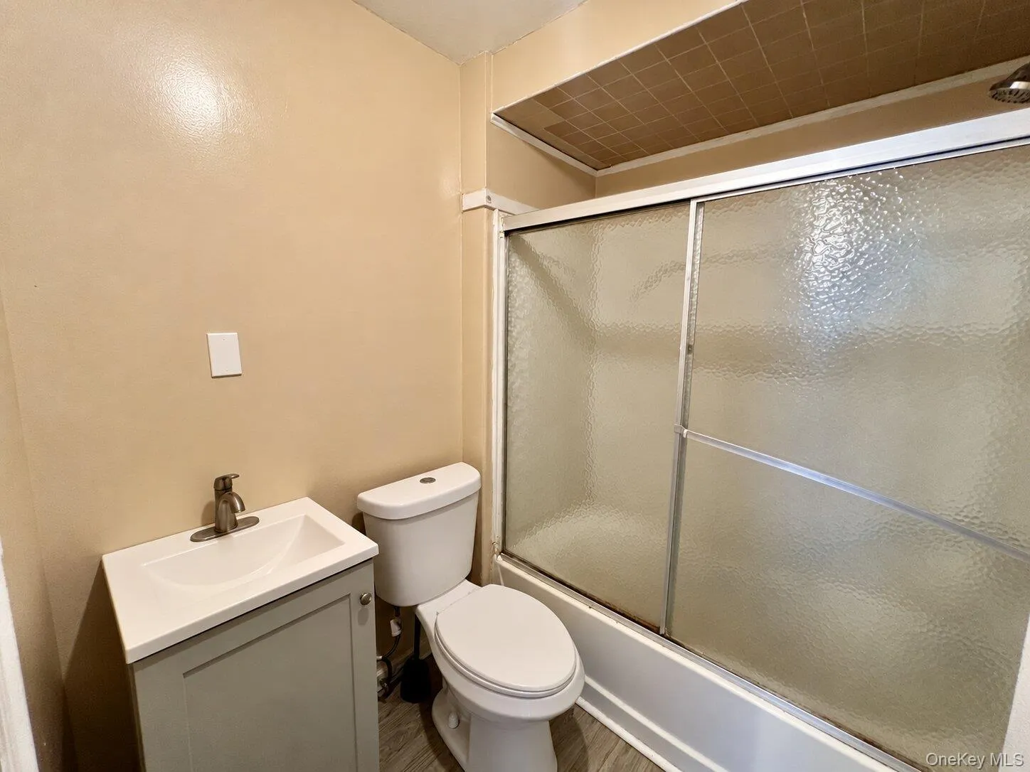 151 Orange Turnpike, Ramapo, NY, 2 Bedrooms Bedrooms, 5 Rooms Rooms,1 BathroomBathrooms,Residential Lease,For Rent,Orange,0,1055981 151 Orange Turnpike, Ramapo, NY, 2 Bedrooms Bedrooms, 5 Rooms Rooms,1 BathroomBathrooms,Residential Lease,For Rent,Orange,0,1055981