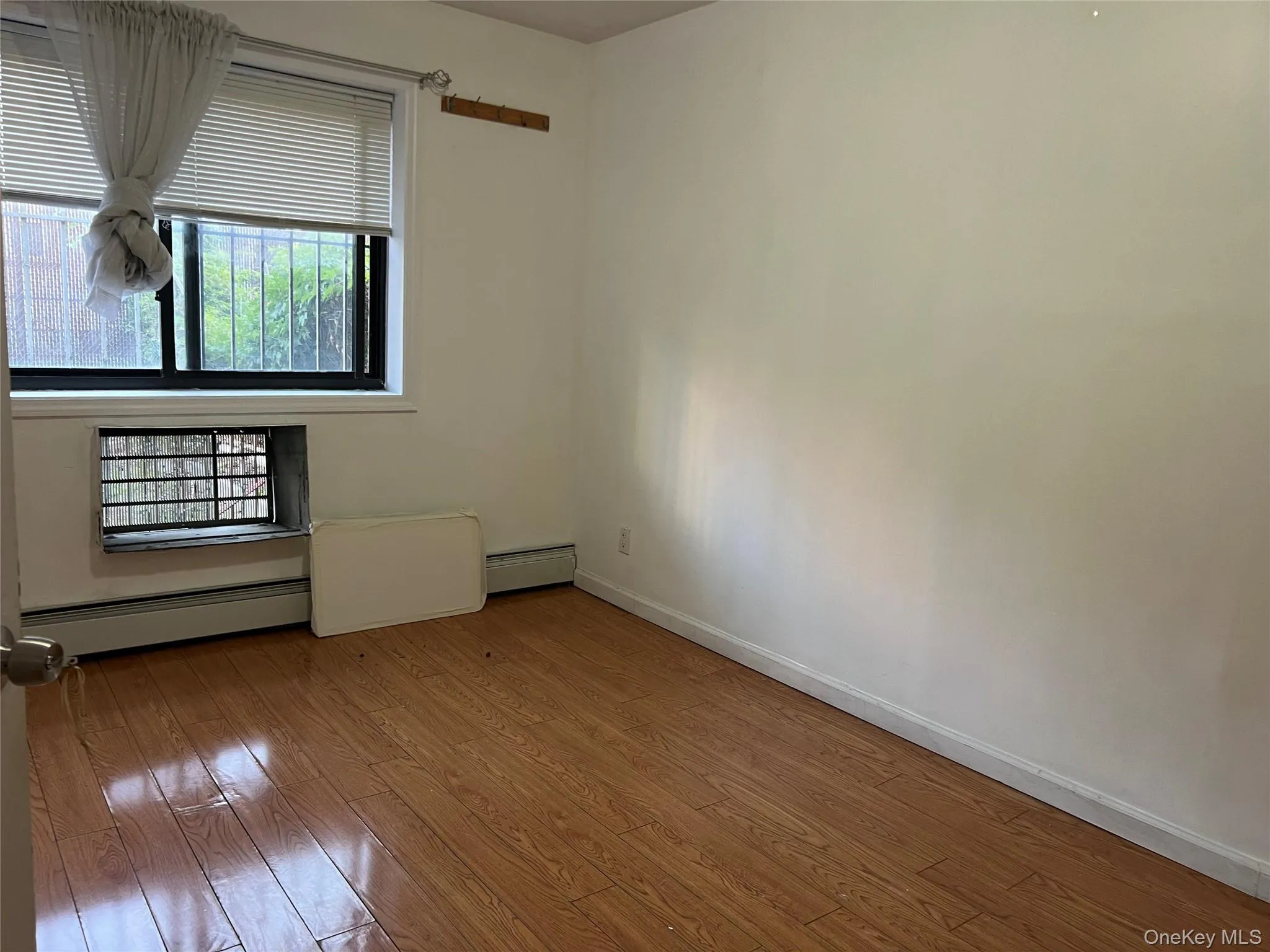 40-50 Case Street, New York, NY, 2 Bedrooms Bedrooms, 6 Rooms Rooms,2 BathroomsBathrooms,Residential Lease,For Rent,Case,0,1055983 40-50 Case Street, New York, NY, 2 Bedrooms Bedrooms, 6 Rooms Rooms,2 BathroomsBathrooms,Residential Lease,For Rent,Case,0,1055983