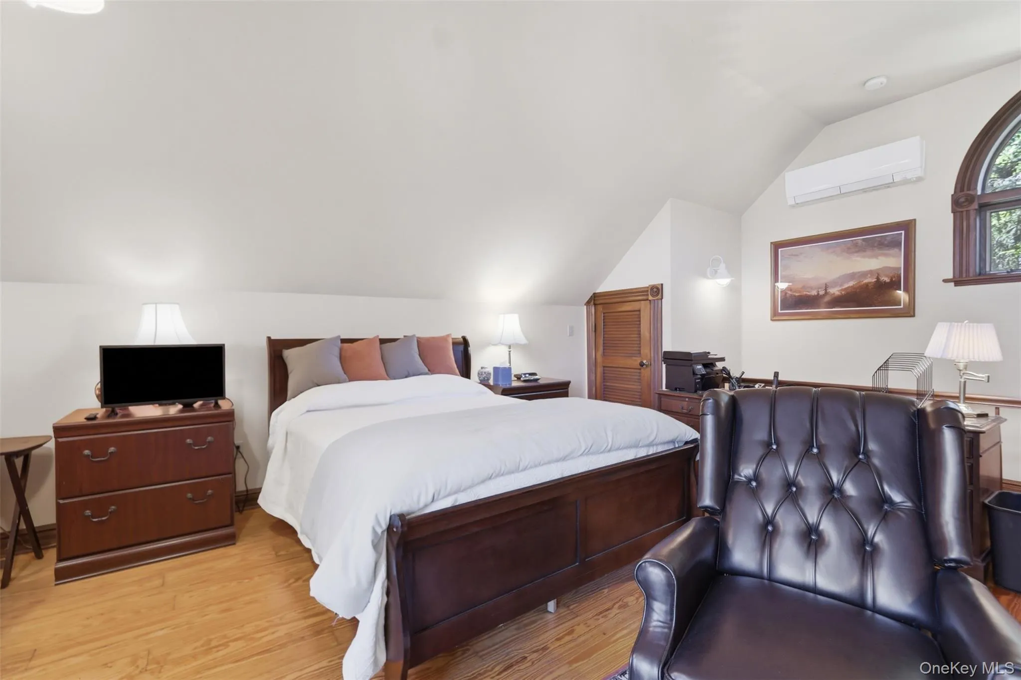5 and 10 West Street, Marlboro, NY, 9 Bedrooms Bedrooms, 18 Rooms Rooms,9 BathroomsBathrooms,Residential,For Rent,West,0,1055986 5 and 10 West Street, Marlboro, NY, 9 Bedrooms Bedrooms, 18 Rooms Rooms,9 BathroomsBathrooms,Residential,For Rent,West,0,1055986