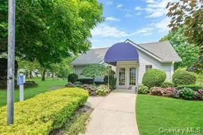 305 Sara Circle, Brookhaven, NY, 2 Bedrooms Bedrooms, 6 Rooms Rooms,2 BathroomsBathrooms,Residential,For Rent,Sara,0,1056003 305 Sara Circle, Brookhaven, NY, 2 Bedrooms Bedrooms, 6 Rooms Rooms,2 BathroomsBathrooms,Residential,For Rent,Sara,0,1056003