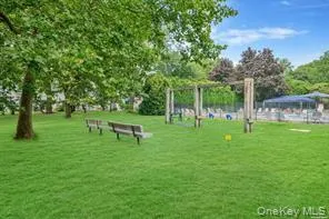 305 Sara Circle, Brookhaven, NY, 2 Bedrooms Bedrooms, 6 Rooms Rooms,2 BathroomsBathrooms,Residential,For Rent,Sara,0,1056003 305 Sara Circle, Brookhaven, NY, 2 Bedrooms Bedrooms, 6 Rooms Rooms,2 BathroomsBathrooms,Residential,For Rent,Sara,0,1056003
