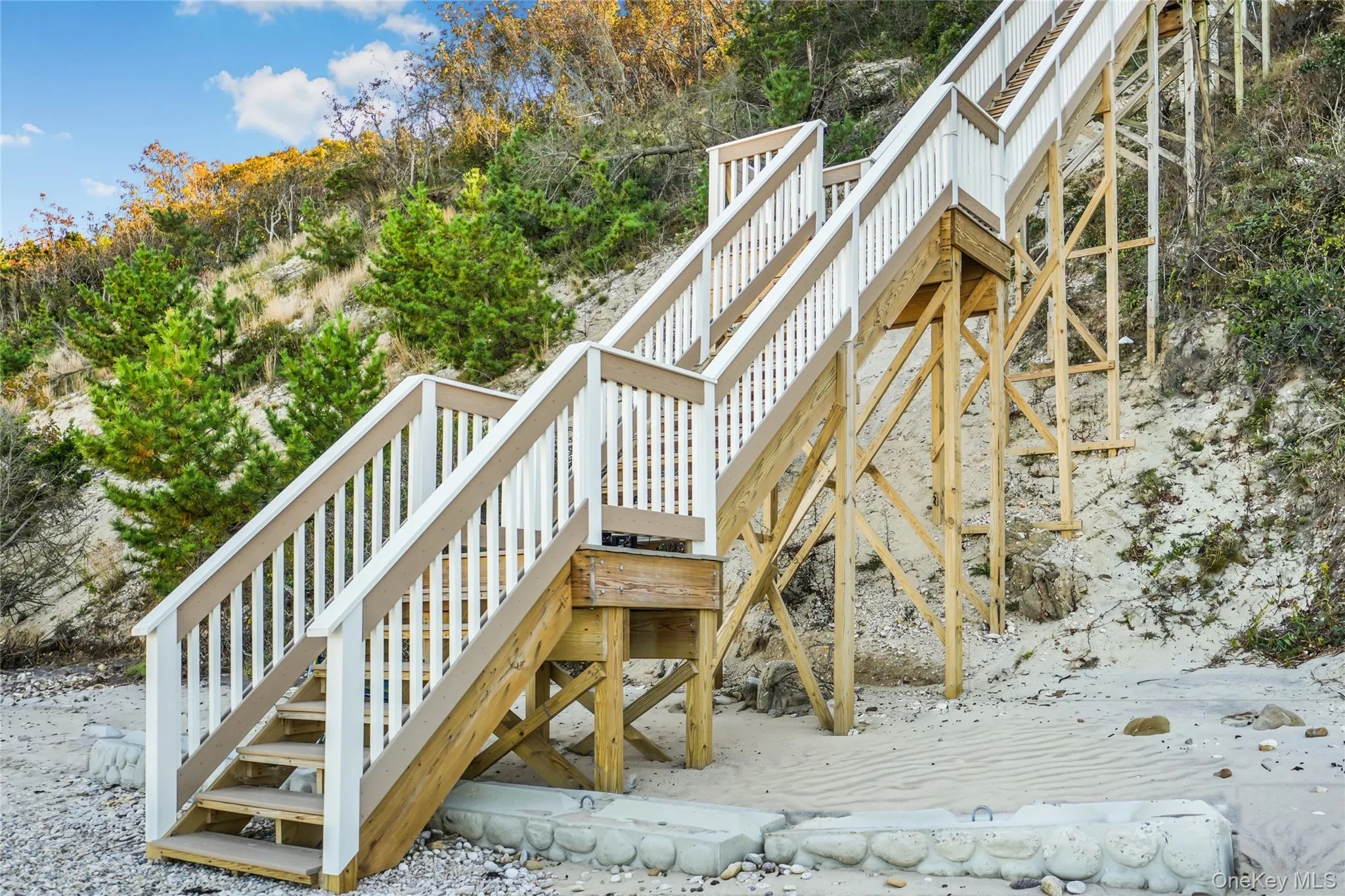 Beach stair (digitally enhanced) Beach stair (digitally enhanced)