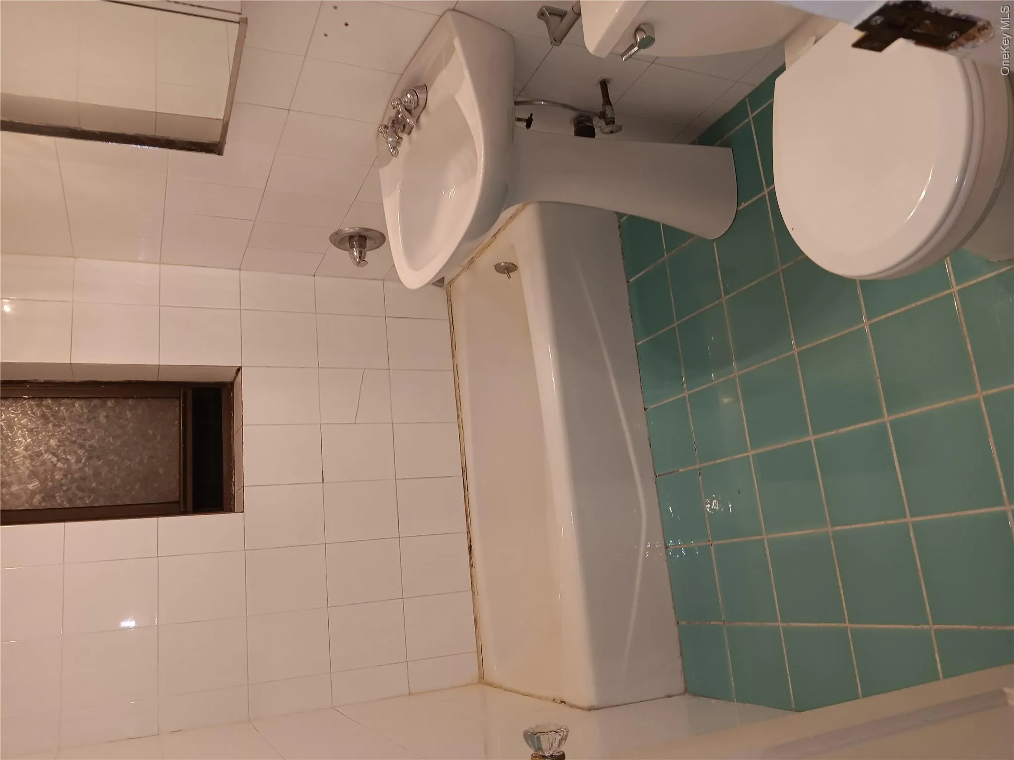 40-45 201 Street, New York, NY, 2 Bedroom Bedrooms, 5 Room Rooms,1 BathroomBathrooms,Residential Lease,For Rent,201,0,1056014 40-45 201 Street, New York, NY, 2 Bedroom Bedrooms, 5 Room Rooms,1 BathroomBathrooms,Residential Lease,For Rent,201,0,1056014