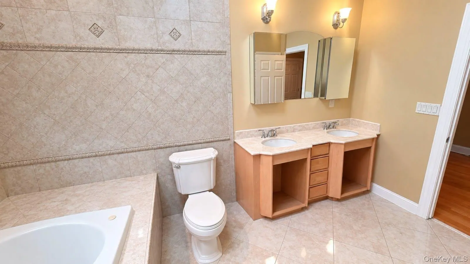 3 Cleveland Street, Smithtown, NY, 5 Bedrooms Bedrooms, 8 Rooms Rooms,3 BathroomsBathrooms,Residential Lease,For Rent,Cleveland,0,1056016 3 Cleveland Street, Smithtown, NY, 5 Bedrooms Bedrooms, 8 Rooms Rooms,3 BathroomsBathrooms,Residential Lease,For Rent,Cleveland,0,1056016