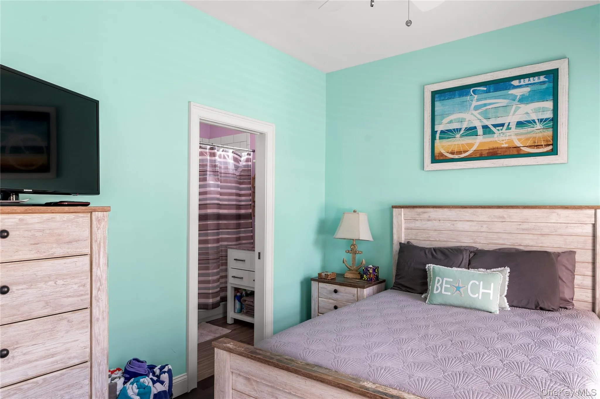 140 Bungalow Walk, Islip, NY, 4 Bedrooms Bedrooms, 6 Rooms Rooms,2 BathroomsBathrooms,Residential Lease,For Rent,Bungalow,0,1056017 140 Bungalow Walk, Islip, NY, 4 Bedrooms Bedrooms, 6 Rooms Rooms,2 BathroomsBathrooms,Residential Lease,For Rent,Bungalow,0,1056017