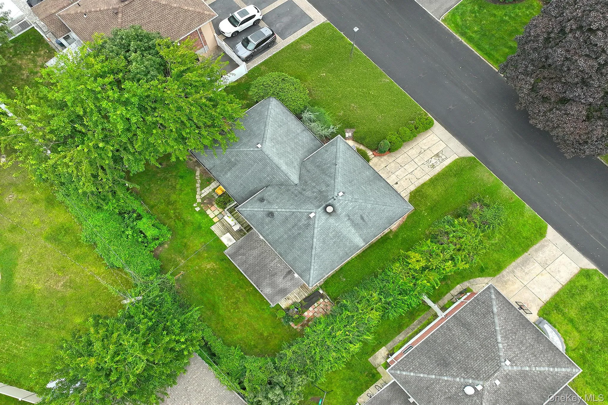 21 Goldfield Street, Huntington, NY, 3 Bedrooms Bedrooms, 7 Rooms Rooms,2 BathroomsBathrooms,Residential,For Rent,Goldfield,0,1056023 21 Goldfield Street, Huntington, NY, 3 Bedrooms Bedrooms, 7 Rooms Rooms,2 BathroomsBathrooms,Residential,For Rent,Goldfield,0,1056023