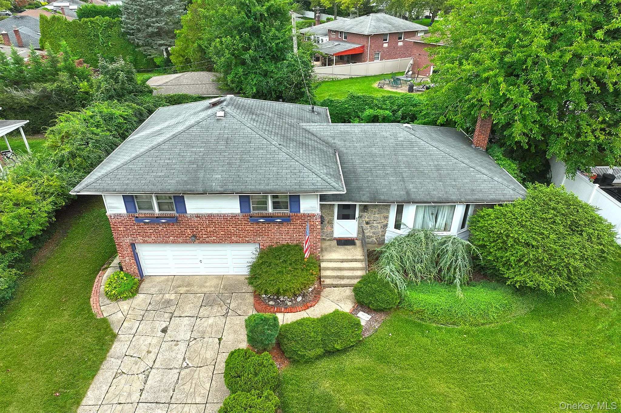 21 Goldfield Street, Huntington, NY, 3 Bedrooms Bedrooms, 7 Rooms Rooms,2 BathroomsBathrooms,Residential,For Rent,Goldfield,0,1056023 21 Goldfield Street, Huntington, NY, 3 Bedrooms Bedrooms, 7 Rooms Rooms,2 BathroomsBathrooms,Residential,For Rent,Goldfield,0,1056023