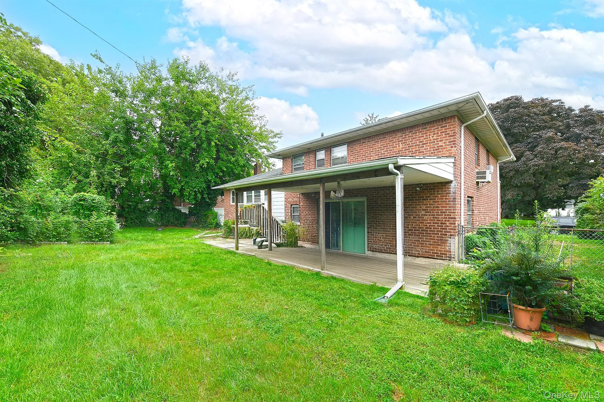 21 Goldfield Street, Huntington, NY, 3 Bedrooms Bedrooms, 7 Rooms Rooms,2 BathroomsBathrooms,Residential,For Rent,Goldfield,0,1056023 21 Goldfield Street, Huntington, NY, 3 Bedrooms Bedrooms, 7 Rooms Rooms,2 BathroomsBathrooms,Residential,For Rent,Goldfield,0,1056023