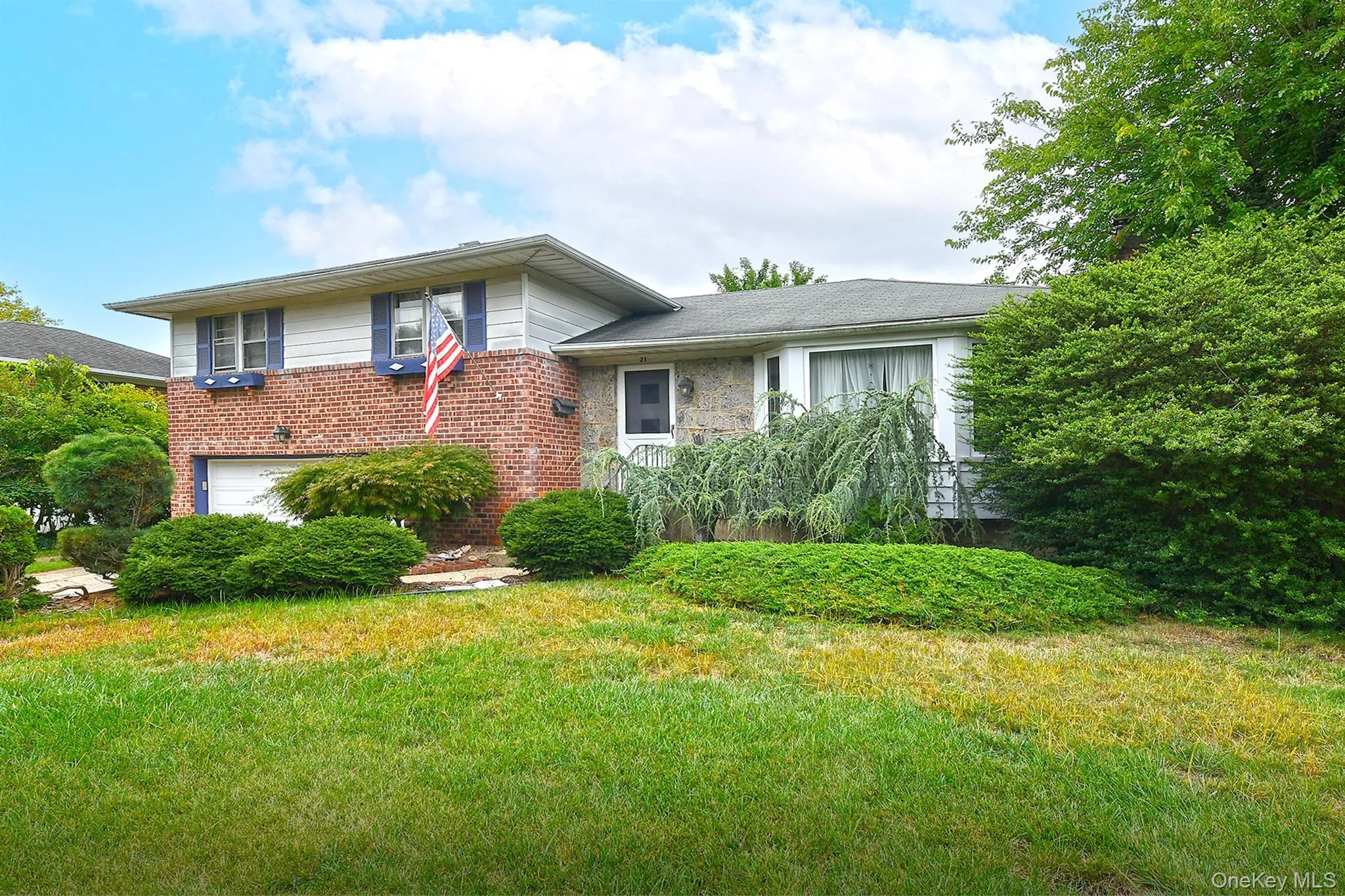 21 Goldfield Street, Huntington, NY, 3 Bedrooms Bedrooms, 7 Rooms Rooms,2 BathroomsBathrooms,Residential,For Rent,Goldfield,0,1056023 21 Goldfield Street, Huntington, NY, 3 Bedrooms Bedrooms, 7 Rooms Rooms,2 BathroomsBathrooms,Residential,For Rent,Goldfield,0,1056023