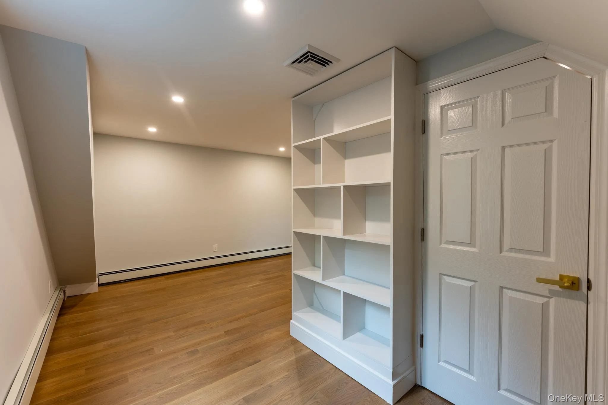 16 Forest Avenue, Cortlandt, NY, 3 Bedrooms Bedrooms, 7 Rooms Rooms,2 BathroomsBathrooms,Residential,For Rent,Forest,0,1056025 16 Forest Avenue, Cortlandt, NY, 3 Bedrooms Bedrooms, 7 Rooms Rooms,2 BathroomsBathrooms,Residential,For Rent,Forest,0,1056025