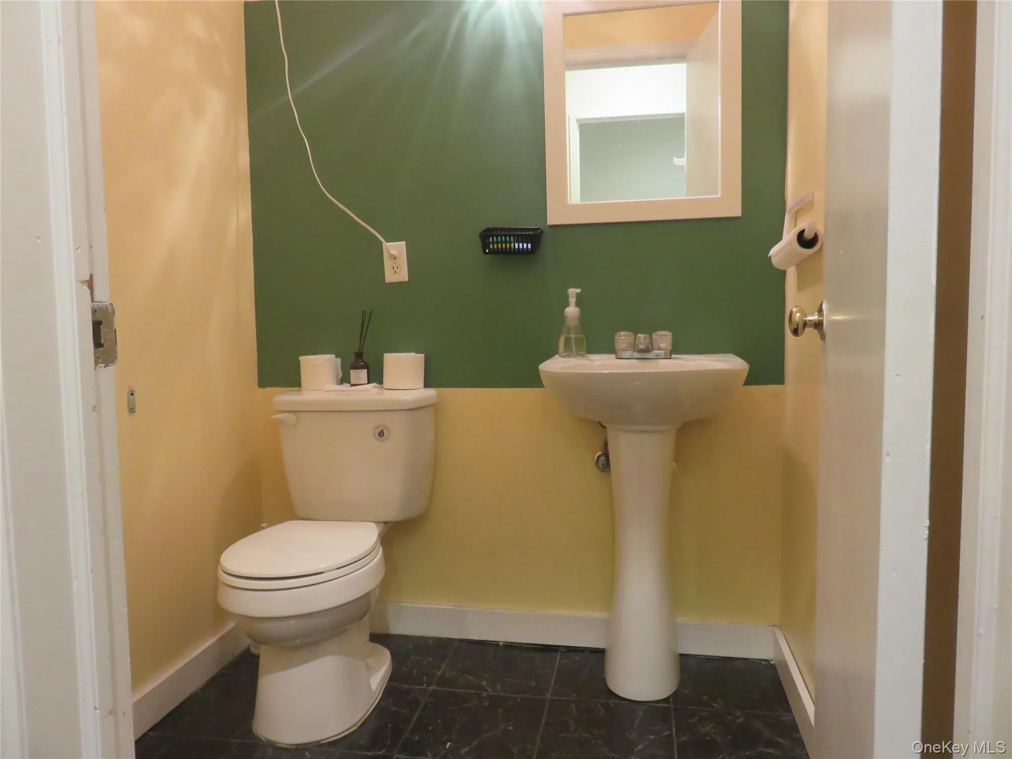 28 Ronald Reagan Boulevard, Warwick (town), NY, ,Commercial Lease,For Rent,Ronald Reagan,0,1056029 28 Ronald Reagan Boulevard, Warwick (town), NY, ,Commercial Lease,For Rent,Ronald Reagan,0,1056029