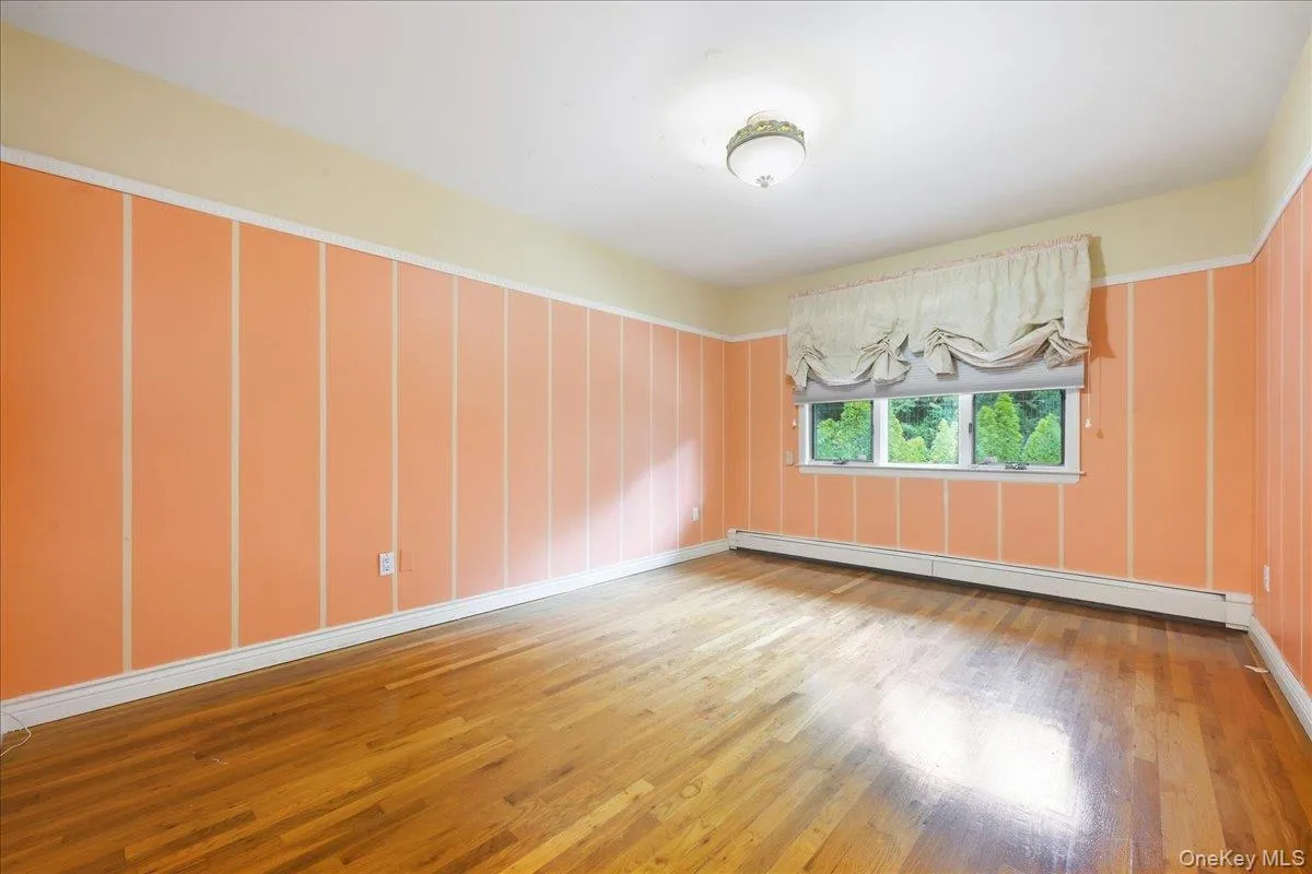 47 Royal Way, North Hempstead, NY, 4 Bedrooms Bedrooms, 8 Rooms Rooms,3 BathroomsBathrooms,Residential,For Rent,Royal,0,1056033 47 Royal Way, North Hempstead, NY, 4 Bedrooms Bedrooms, 8 Rooms Rooms,3 BathroomsBathrooms,Residential,For Rent,Royal,0,1056033