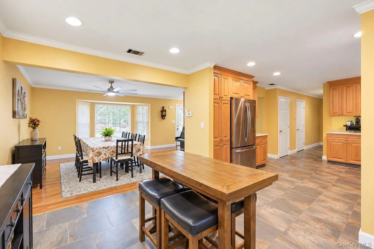 344 Barton Avenue, Brookhaven, NY, 4 Bedrooms Bedrooms, 8 Rooms Rooms,2 BathroomsBathrooms,Residential,For Rent,Barton,0,1056035 344 Barton Avenue, Brookhaven, NY, 4 Bedrooms Bedrooms, 8 Rooms Rooms,2 BathroomsBathrooms,Residential,For Rent,Barton,0,1056035
