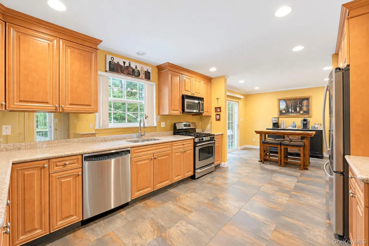 344 Barton Avenue, Brookhaven, NY, 4 Bedrooms Bedrooms, 8 Rooms Rooms,2 BathroomsBathrooms,Residential,For Rent,Barton,0,1056035 344 Barton Avenue, Brookhaven, NY, 4 Bedrooms Bedrooms, 8 Rooms Rooms,2 BathroomsBathrooms,Residential,For Rent,Barton,0,1056035
