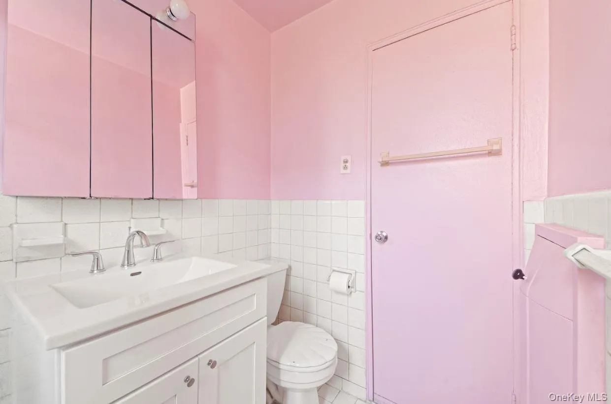 18-75 Corporal Kennedy Street, New York, NY, 1 Bedroom Bedrooms, 3 Rooms Rooms,1 BathroomBathrooms,Residential,For Rent,Corporal Kennedy,0,1056037 18-75 Corporal Kennedy Street, New York, NY, 1 Bedroom Bedrooms, 3 Rooms Rooms,1 BathroomBathrooms,Residential,For Rent,Corporal Kennedy,0,1056037