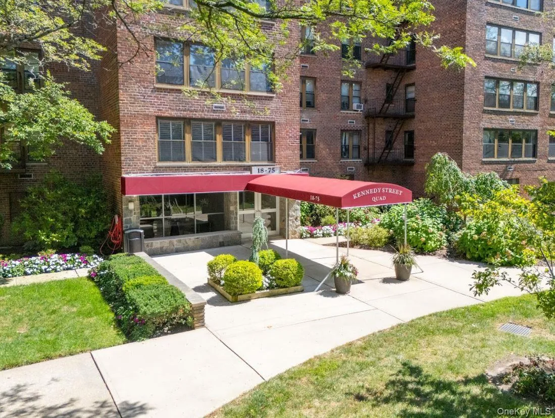 18-75 Corporal Kennedy Street, New York, NY, 1 Bedroom Bedrooms, 3 Rooms Rooms,1 BathroomBathrooms,Residential,For Rent,Corporal Kennedy,0,1056037 18-75 Corporal Kennedy Street, New York, NY, 1 Bedroom Bedrooms, 3 Rooms Rooms,1 BathroomBathrooms,Residential,For Rent,Corporal Kennedy,0,1056037