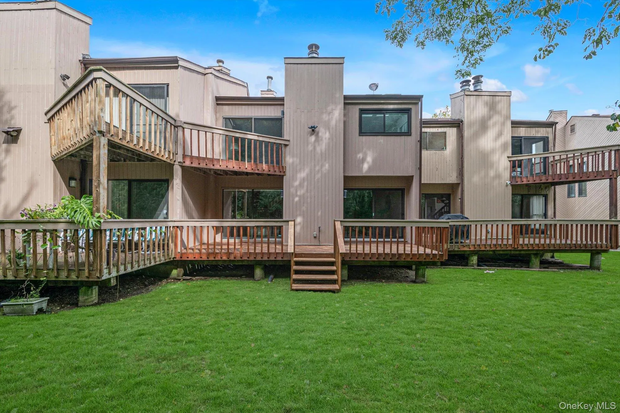 8 John Bean Court, North Hempstead, NY, 3 Bedrooms Bedrooms, 8 Rooms Rooms,3 BathroomsBathrooms,Residential,For Rent,John Bean,0,1056038 8 John Bean Court, North Hempstead, NY, 3 Bedrooms Bedrooms, 8 Rooms Rooms,3 BathroomsBathrooms,Residential,For Rent,John Bean,0,1056038