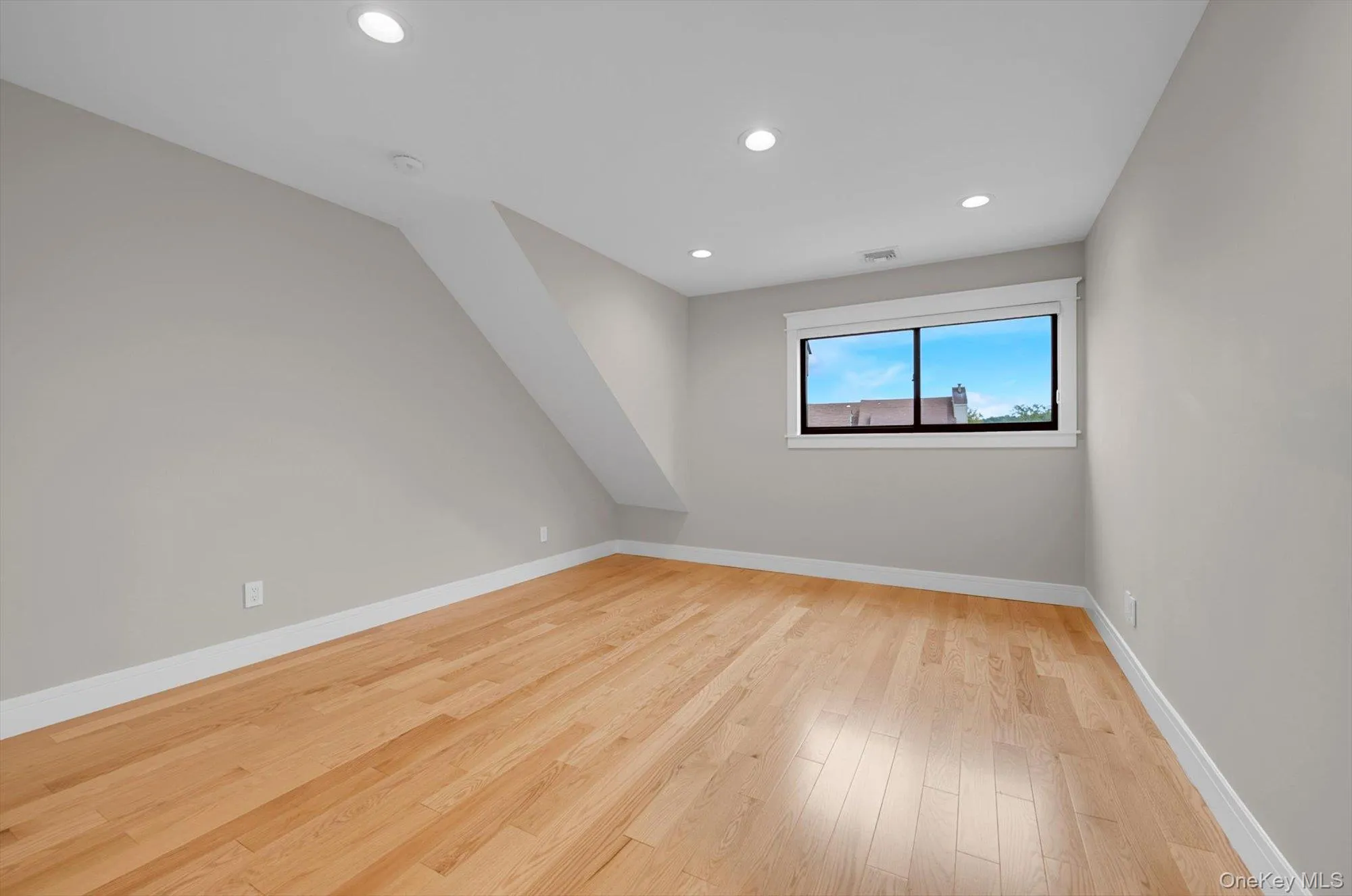 8 John Bean Court, North Hempstead, NY, 3 Bedrooms Bedrooms, 8 Rooms Rooms,3 BathroomsBathrooms,Residential,For Rent,John Bean,0,1056038 8 John Bean Court, North Hempstead, NY, 3 Bedrooms Bedrooms, 8 Rooms Rooms,3 BathroomsBathrooms,Residential,For Rent,John Bean,0,1056038