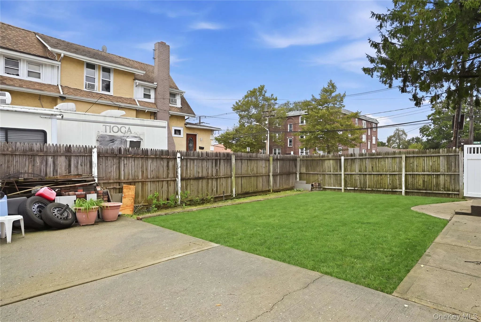 75 Harding Place, Hempstead, NY, 5 Bedrooms Bedrooms, 12 Rooms Rooms,2 BathroomsBathrooms,Residential,For Rent,Harding,0,1056040 75 Harding Place, Hempstead, NY, 5 Bedrooms Bedrooms, 12 Rooms Rooms,2 BathroomsBathrooms,Residential,For Rent,Harding,0,1056040