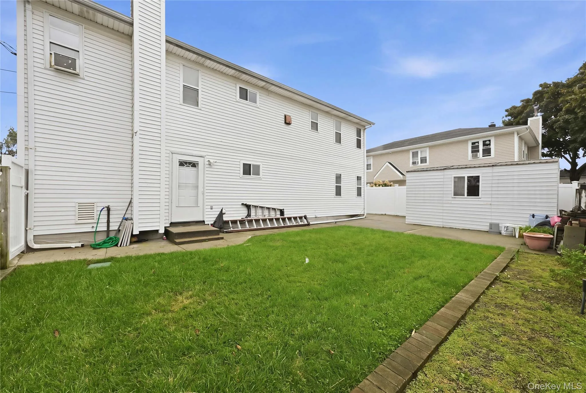 75 Harding Place, Hempstead, NY, 5 Bedrooms Bedrooms, 12 Rooms Rooms,2 BathroomsBathrooms,Residential,For Rent,Harding,0,1056040 75 Harding Place, Hempstead, NY, 5 Bedrooms Bedrooms, 12 Rooms Rooms,2 BathroomsBathrooms,Residential,For Rent,Harding,0,1056040