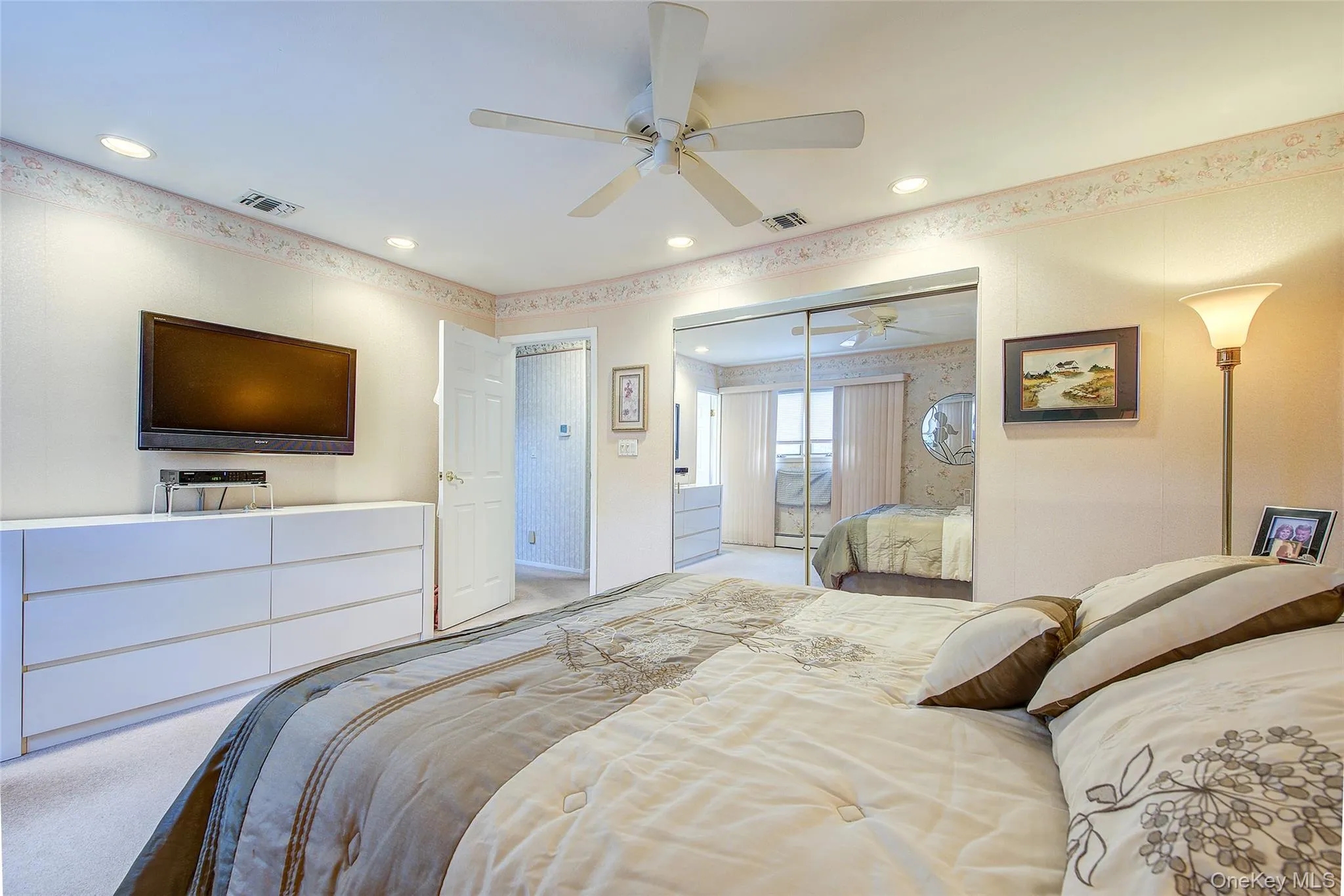 133 Kings Highway, Islip, NY, 4 Bedrooms Bedrooms, 7 Rooms Rooms,2 BathroomsBathrooms,Residential,For Rent,Kings,0,1056042 133 Kings Highway, Islip, NY, 4 Bedrooms Bedrooms, 7 Rooms Rooms,2 BathroomsBathrooms,Residential,For Rent,Kings,0,1056042
