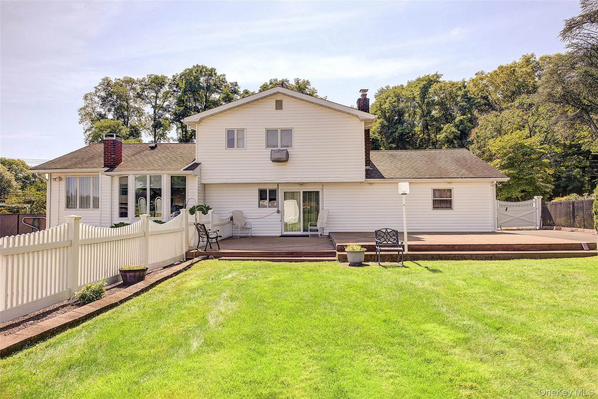 133 Kings Highway, Islip, NY, 4 Bedrooms Bedrooms, 7 Rooms Rooms,2 BathroomsBathrooms,Residential,For Rent,Kings,0,1056042 133 Kings Highway, Islip, NY, 4 Bedrooms Bedrooms, 7 Rooms Rooms,2 BathroomsBathrooms,Residential,For Rent,Kings,0,1056042