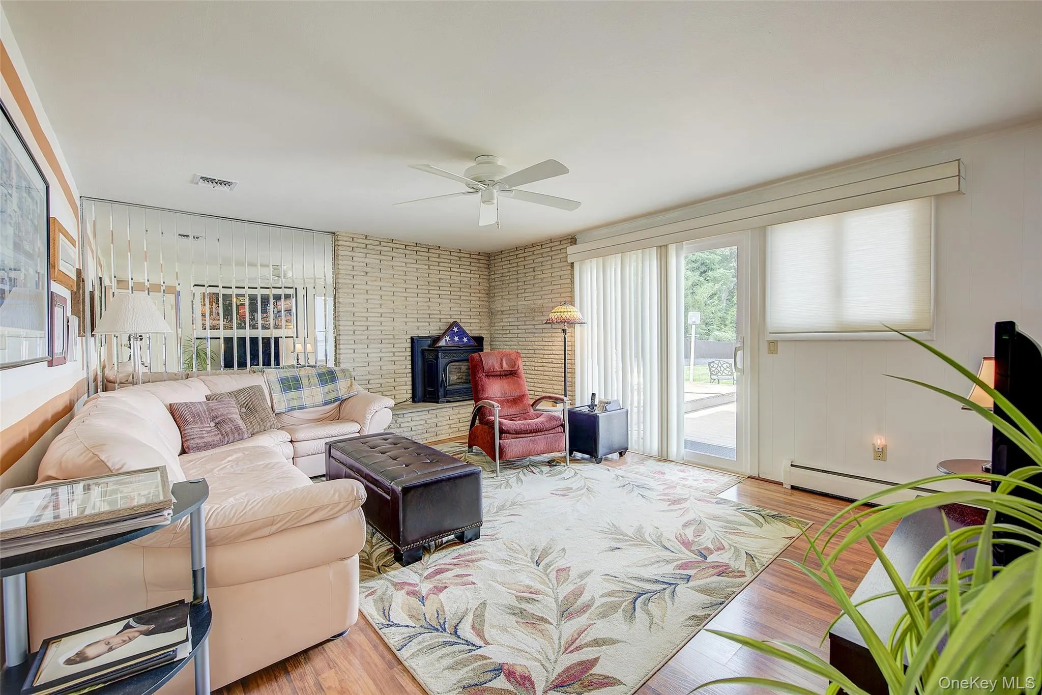133 Kings Highway, Islip, NY, 4 Bedrooms Bedrooms, 7 Rooms Rooms,2 BathroomsBathrooms,Residential,For Rent,Kings,0,1056042 133 Kings Highway, Islip, NY, 4 Bedrooms Bedrooms, 7 Rooms Rooms,2 BathroomsBathrooms,Residential,For Rent,Kings,0,1056042