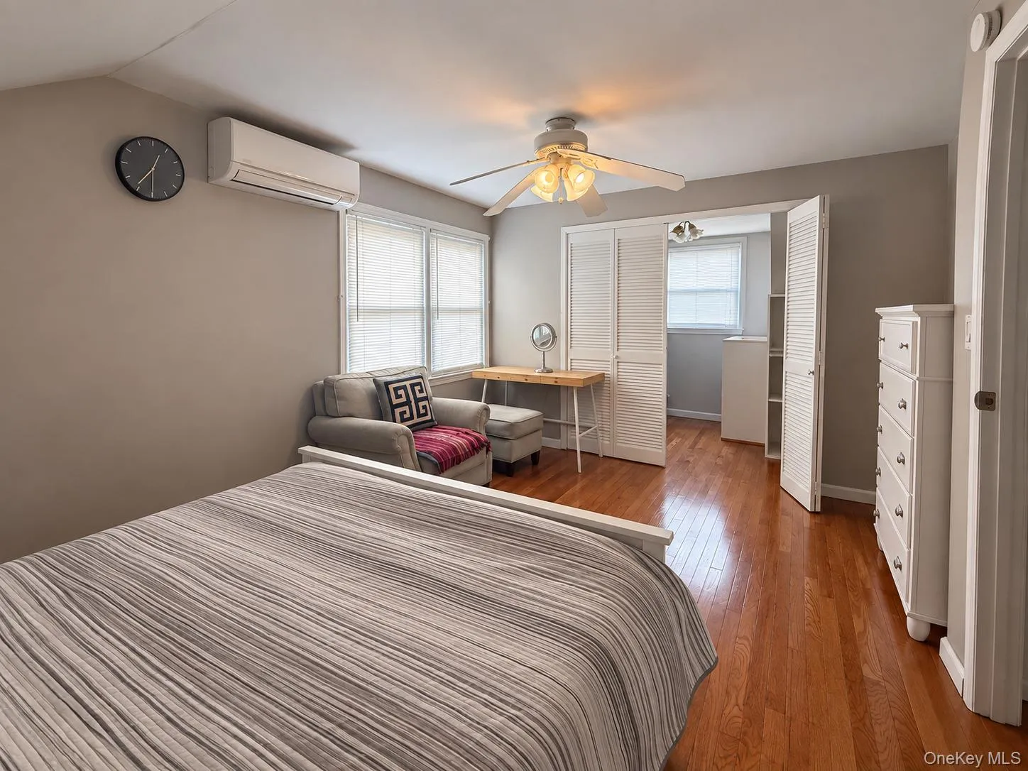 145 Westbury Avenue, North Hempstead, NY, 4 Bedrooms Bedrooms, 6 Rooms Rooms,2 BathroomsBathrooms,Residential,For Rent,Westbury,0,1056054 145 Westbury Avenue, North Hempstead, NY, 4 Bedrooms Bedrooms, 6 Rooms Rooms,2 BathroomsBathrooms,Residential,For Rent,Westbury,0,1056054