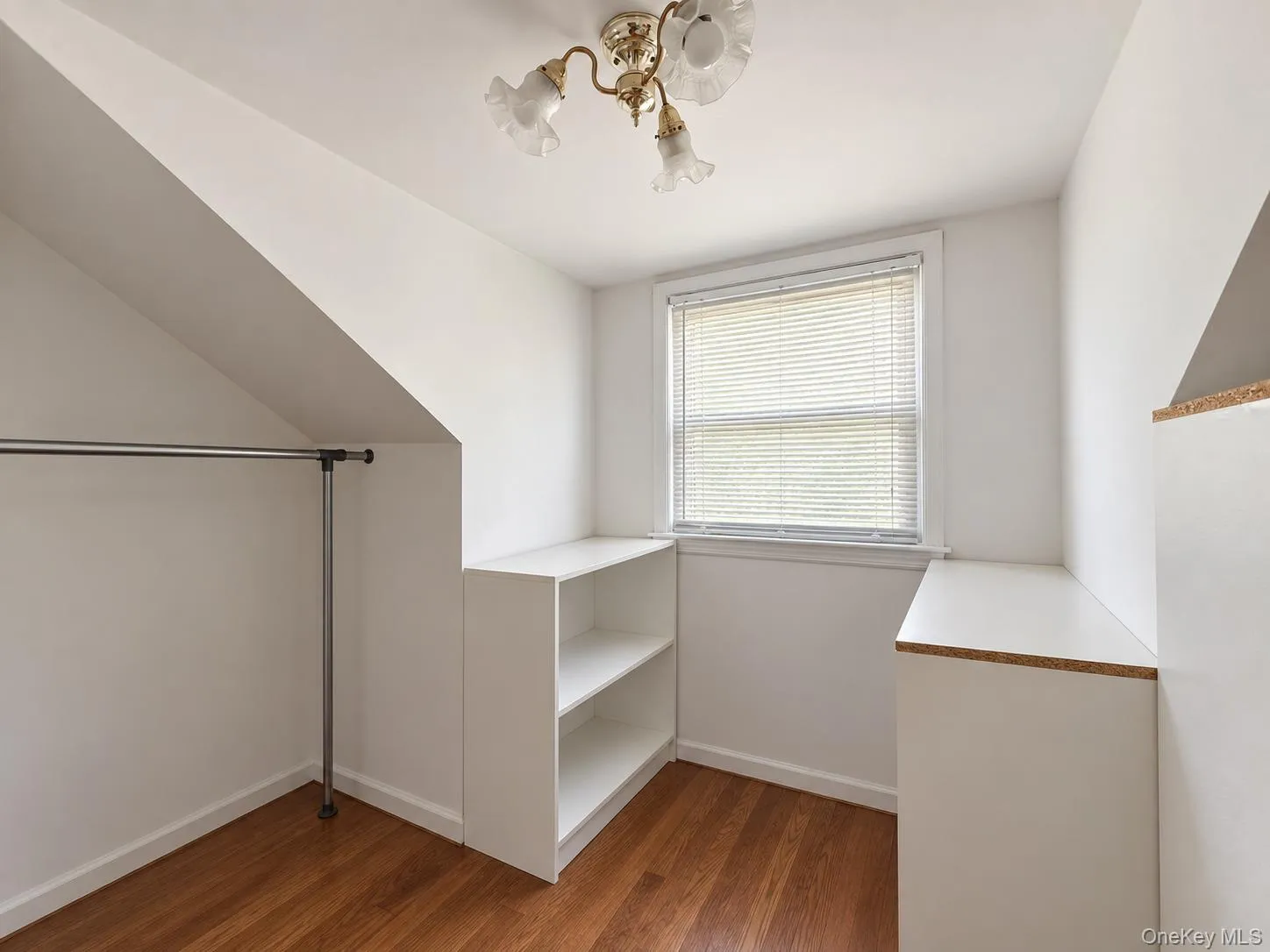 145 Westbury Avenue, North Hempstead, NY, 4 Bedrooms Bedrooms, 6 Rooms Rooms,2 BathroomsBathrooms,Residential,For Rent,Westbury,0,1056054 145 Westbury Avenue, North Hempstead, NY, 4 Bedrooms Bedrooms, 6 Rooms Rooms,2 BathroomsBathrooms,Residential,For Rent,Westbury,0,1056054