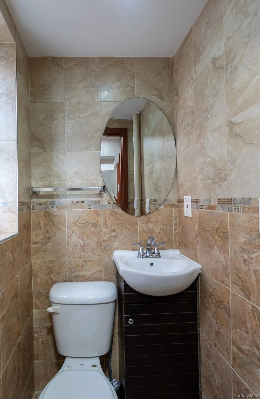 73-35 189th Street, New York, NY, 3 Bedrooms Bedrooms, 9 Rooms Rooms,1 BathroomBathrooms,Residential,For Rent,189th,0,1056057 73-35 189th Street, New York, NY, 3 Bedrooms Bedrooms, 9 Rooms Rooms,1 BathroomBathrooms,Residential,For Rent,189th,0,1056057