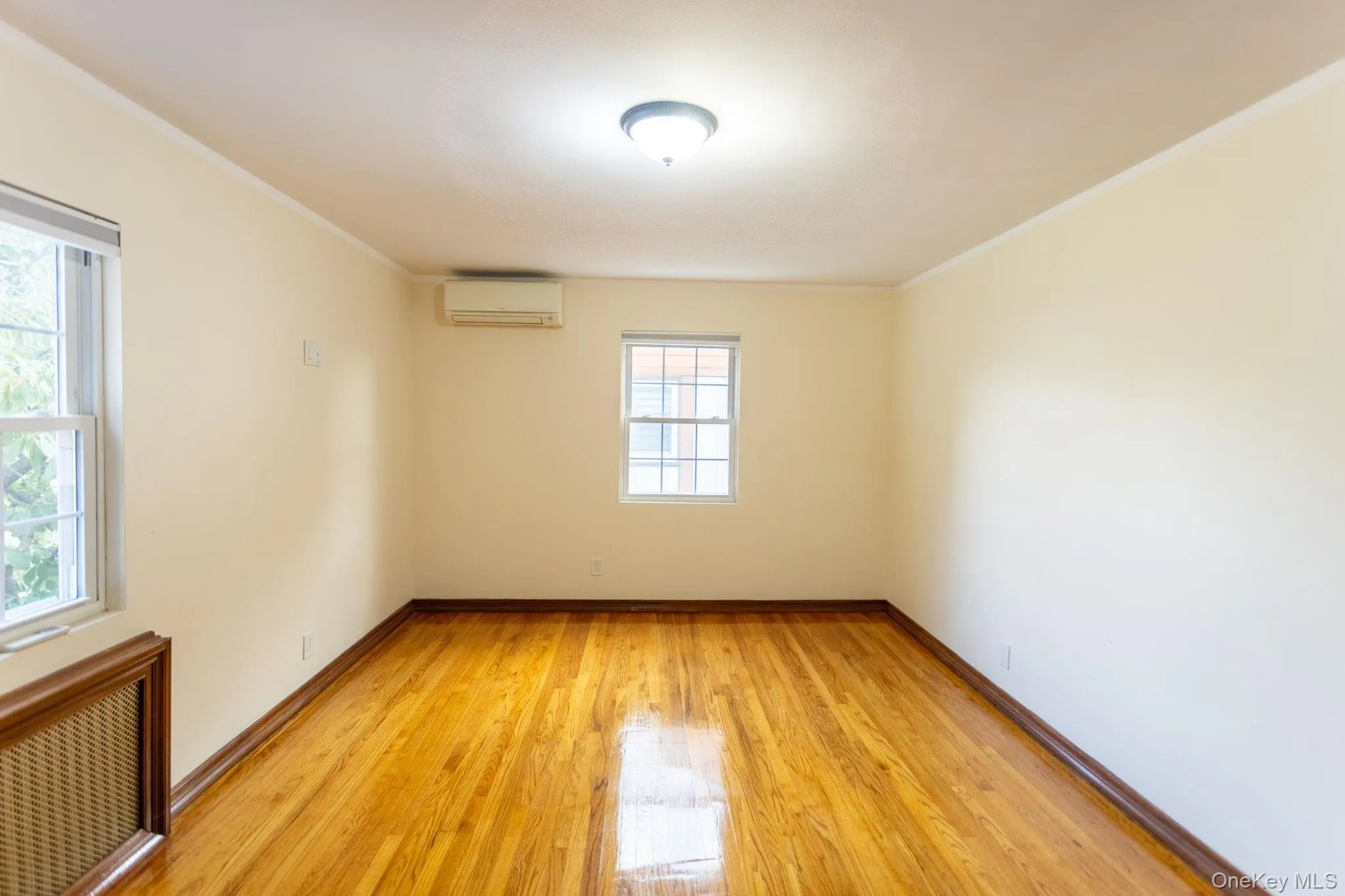 73-35 189th Street, New York, NY, 3 Bedrooms Bedrooms, 9 Rooms Rooms,1 BathroomBathrooms,Residential,For Rent,189th,0,1056057 73-35 189th Street, New York, NY, 3 Bedrooms Bedrooms, 9 Rooms Rooms,1 BathroomBathrooms,Residential,For Rent,189th,0,1056057