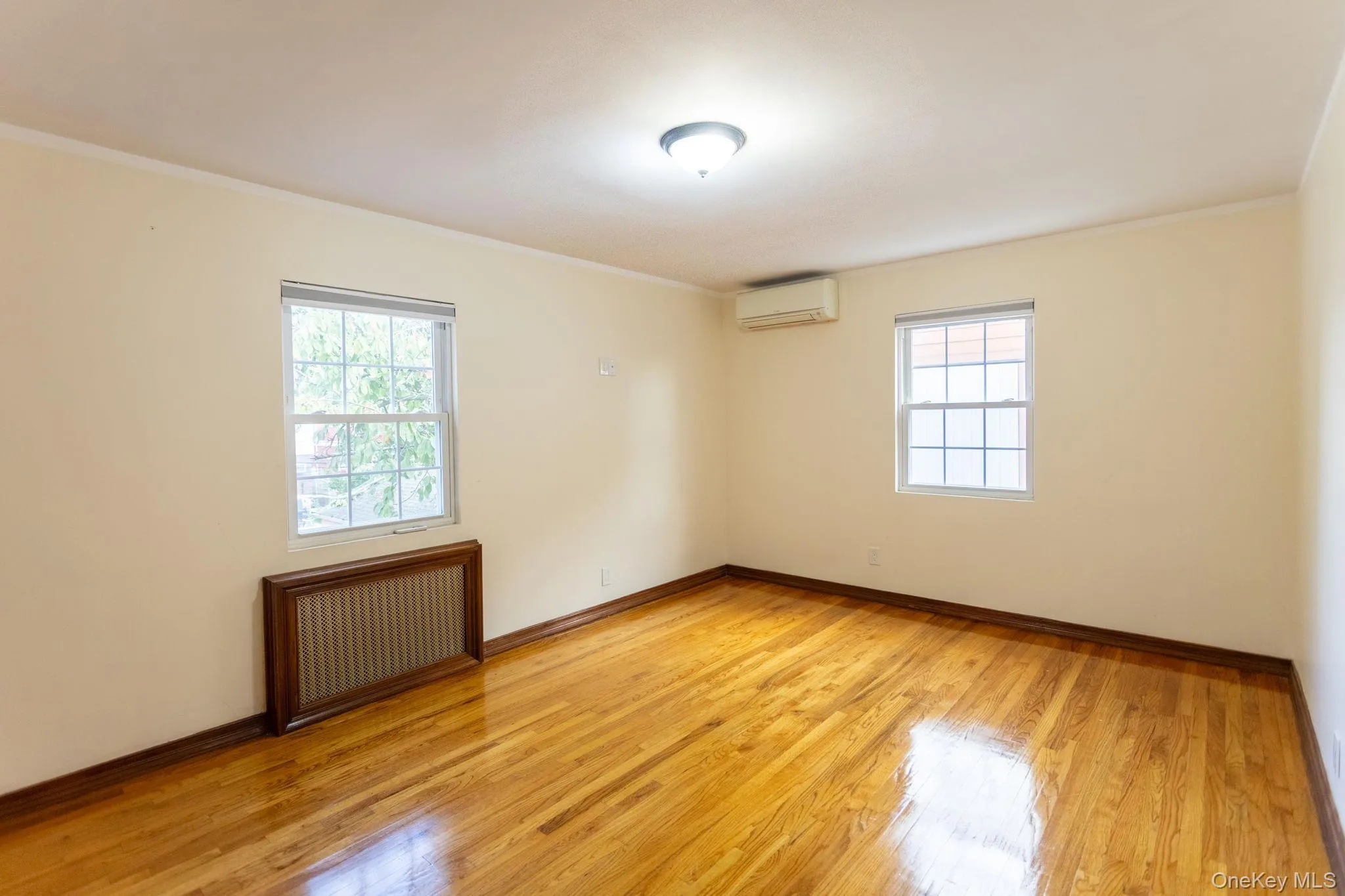 73-35 189th Street, New York, NY, 3 Bedrooms Bedrooms, 9 Rooms Rooms,1 BathroomBathrooms,Residential,For Rent,189th,0,1056057 73-35 189th Street, New York, NY, 3 Bedrooms Bedrooms, 9 Rooms Rooms,1 BathroomBathrooms,Residential,For Rent,189th,0,1056057