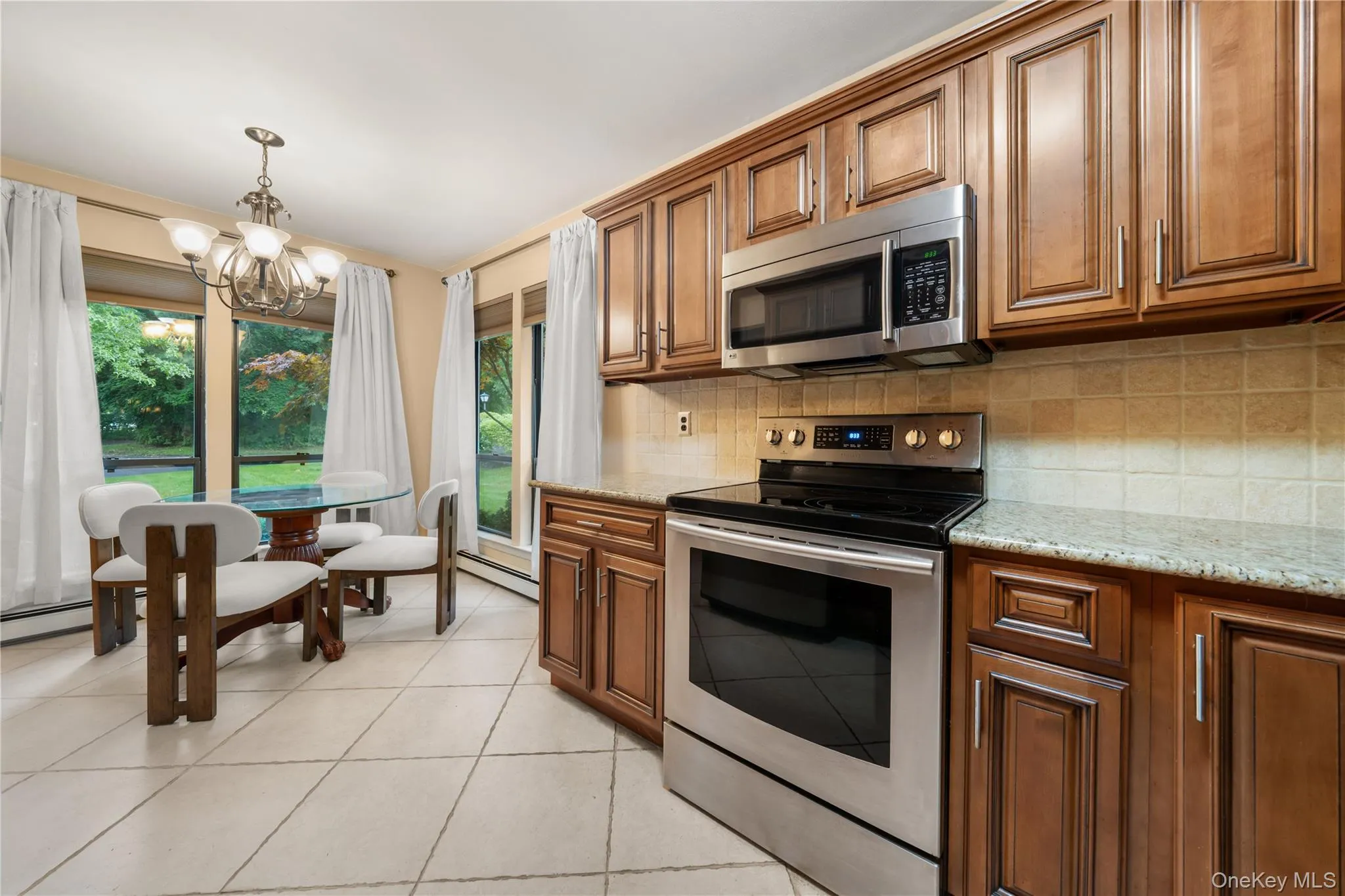 4 Lyndon Court, Islip, NY, 2 Bedrooms Bedrooms, 4 Rooms Rooms,2 BathroomsBathrooms,Residential,For Rent,Lyndon,0,1056058 4 Lyndon Court, Islip, NY, 2 Bedrooms Bedrooms, 4 Rooms Rooms,2 BathroomsBathrooms,Residential,For Rent,Lyndon,0,1056058
