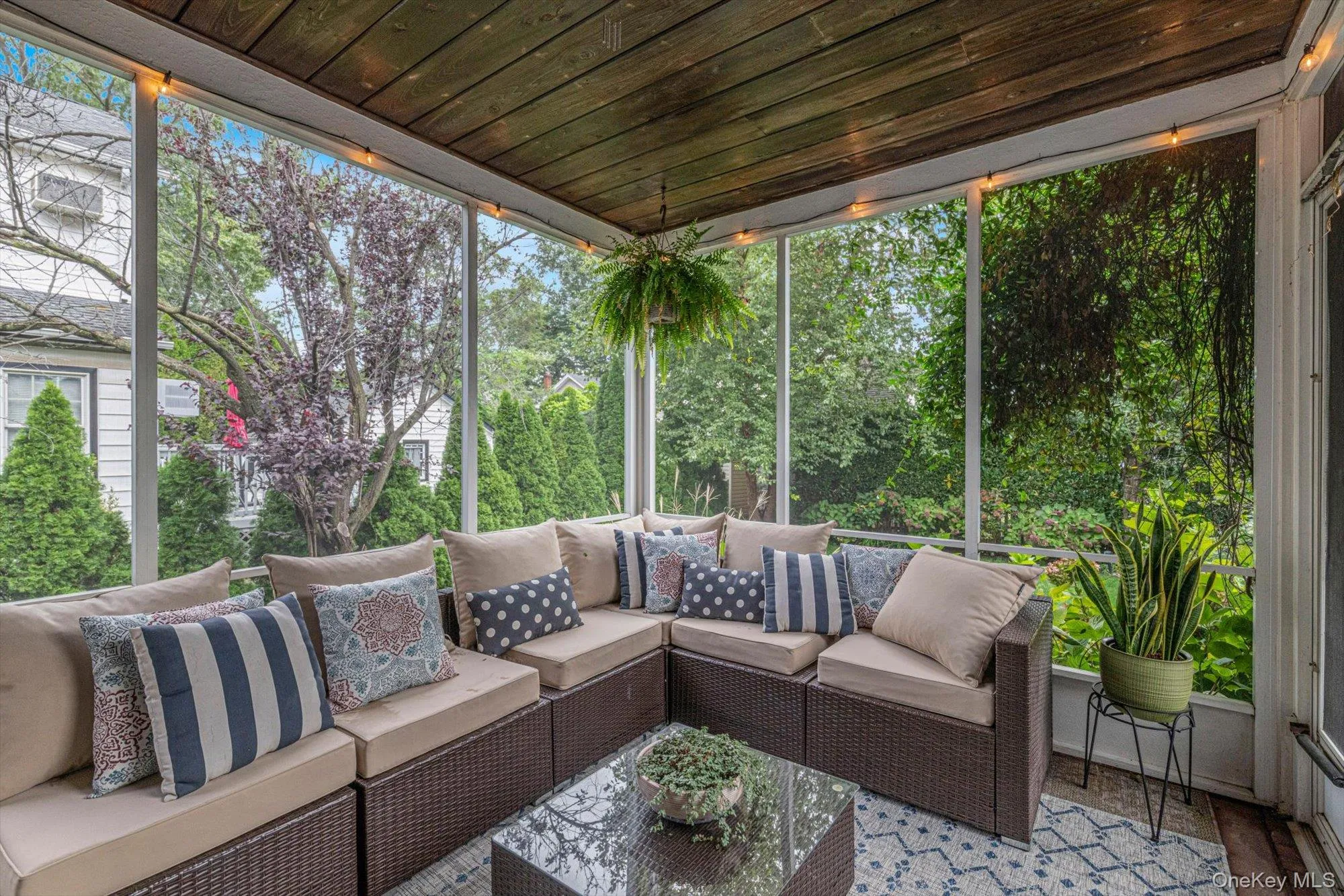 91 Geranium Avenue, Hempstead, NY, 3 Bedrooms Bedrooms, 7 Rooms Rooms,1 BathroomBathrooms,Residential,For Rent,Geranium,0,1056059 91 Geranium Avenue, Hempstead, NY, 3 Bedrooms Bedrooms, 7 Rooms Rooms,1 BathroomBathrooms,Residential,For Rent,Geranium,0,1056059