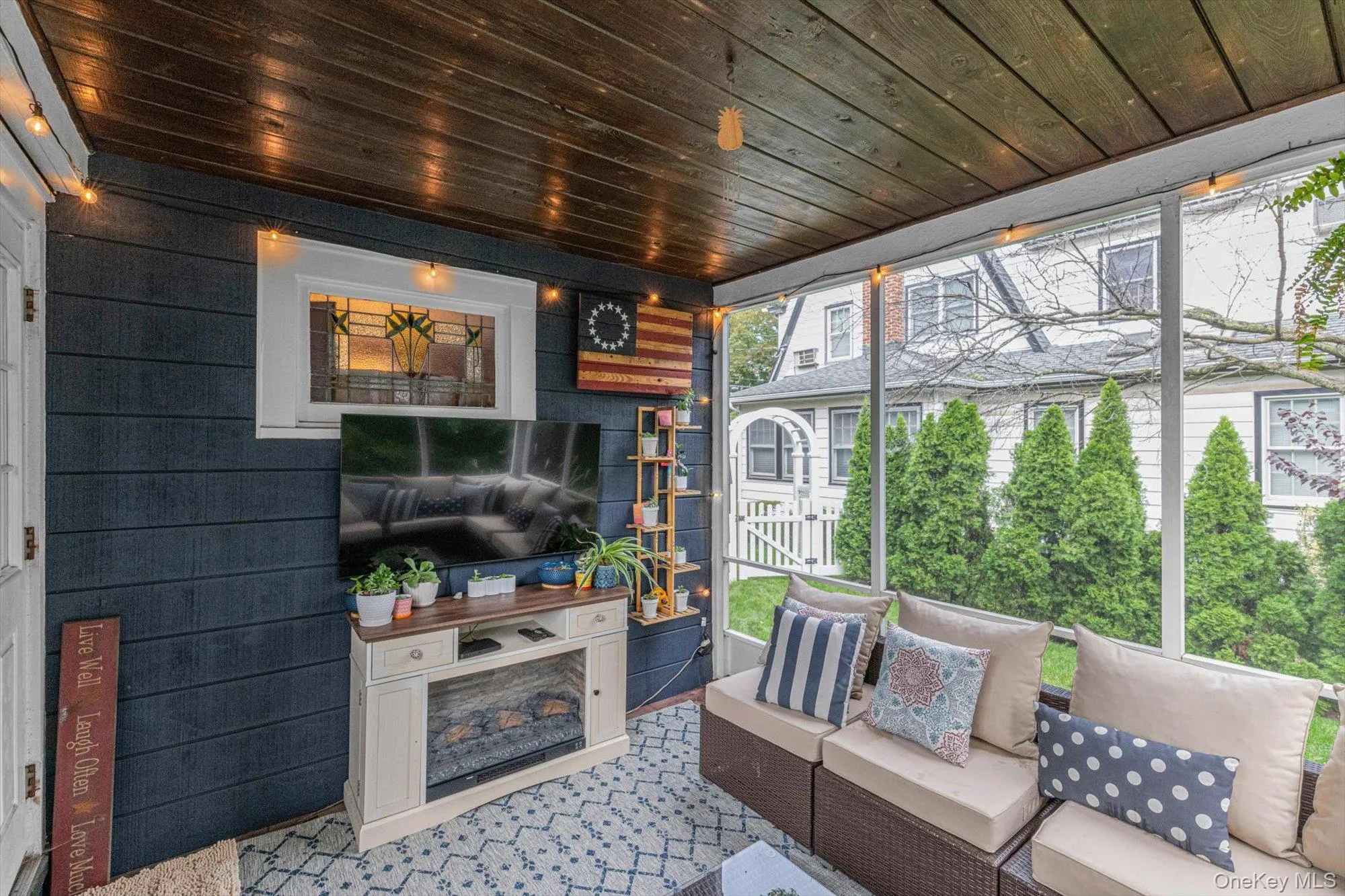 91 Geranium Avenue, Hempstead, NY, 3 Bedrooms Bedrooms, 7 Rooms Rooms,1 BathroomBathrooms,Residential,For Rent,Geranium,0,1056059 91 Geranium Avenue, Hempstead, NY, 3 Bedrooms Bedrooms, 7 Rooms Rooms,1 BathroomBathrooms,Residential,For Rent,Geranium,0,1056059
