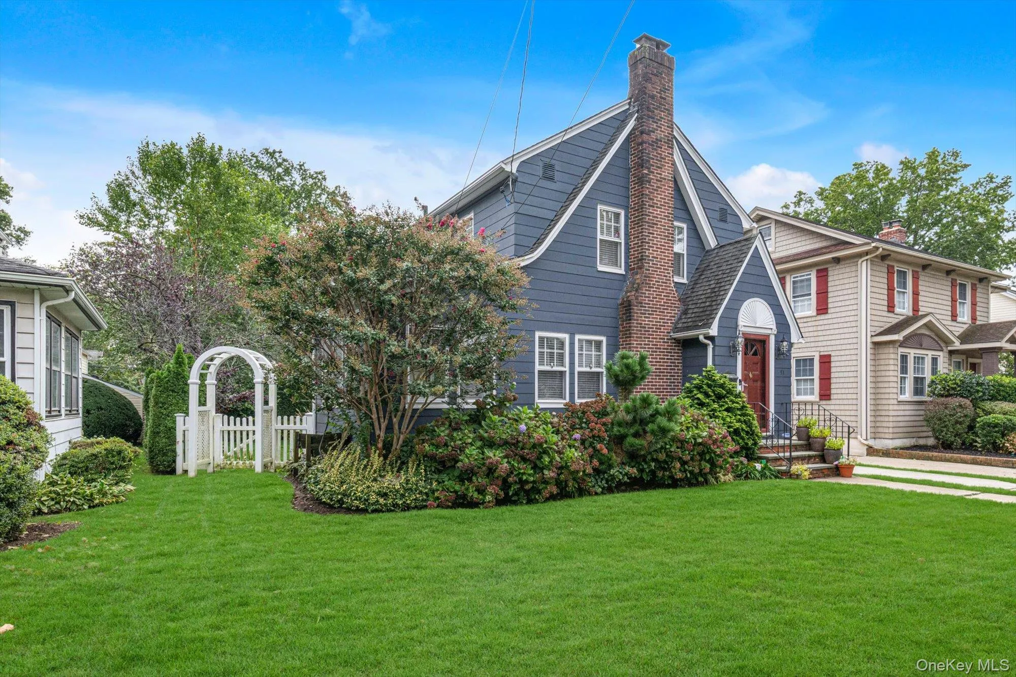 91 Geranium Avenue, Hempstead, NY, 3 Bedrooms Bedrooms, 7 Rooms Rooms,1 BathroomBathrooms,Residential,For Rent,Geranium,0,1056059 91 Geranium Avenue, Hempstead, NY, 3 Bedrooms Bedrooms, 7 Rooms Rooms,1 BathroomBathrooms,Residential,For Rent,Geranium,0,1056059