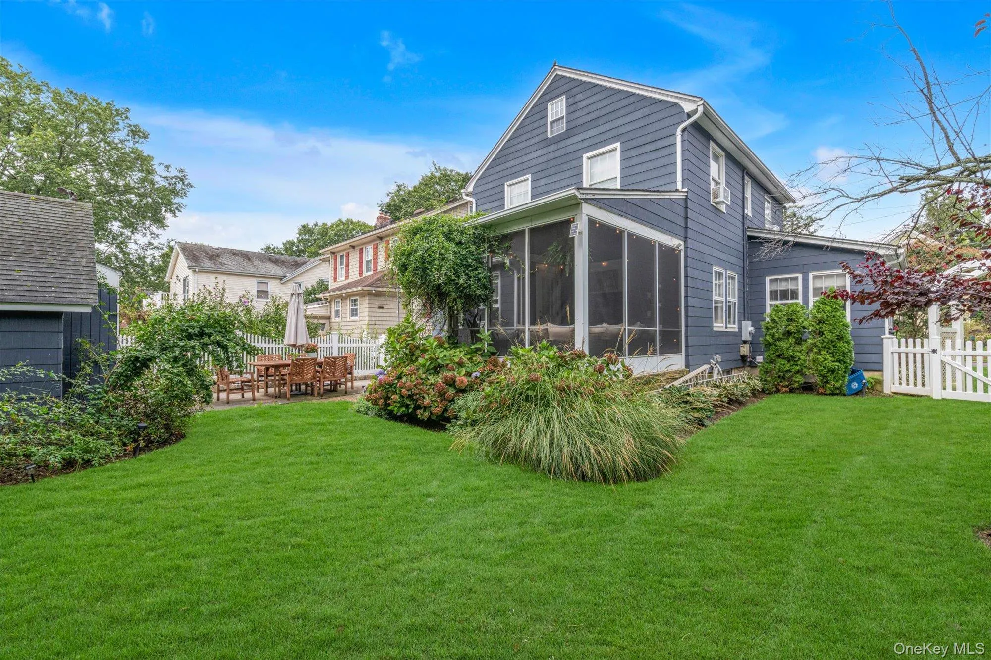 91 Geranium Avenue, Hempstead, NY, 3 Bedrooms Bedrooms, 7 Rooms Rooms,1 BathroomBathrooms,Residential,For Rent,Geranium,0,1056059 91 Geranium Avenue, Hempstead, NY, 3 Bedrooms Bedrooms, 7 Rooms Rooms,1 BathroomBathrooms,Residential,For Rent,Geranium,0,1056059