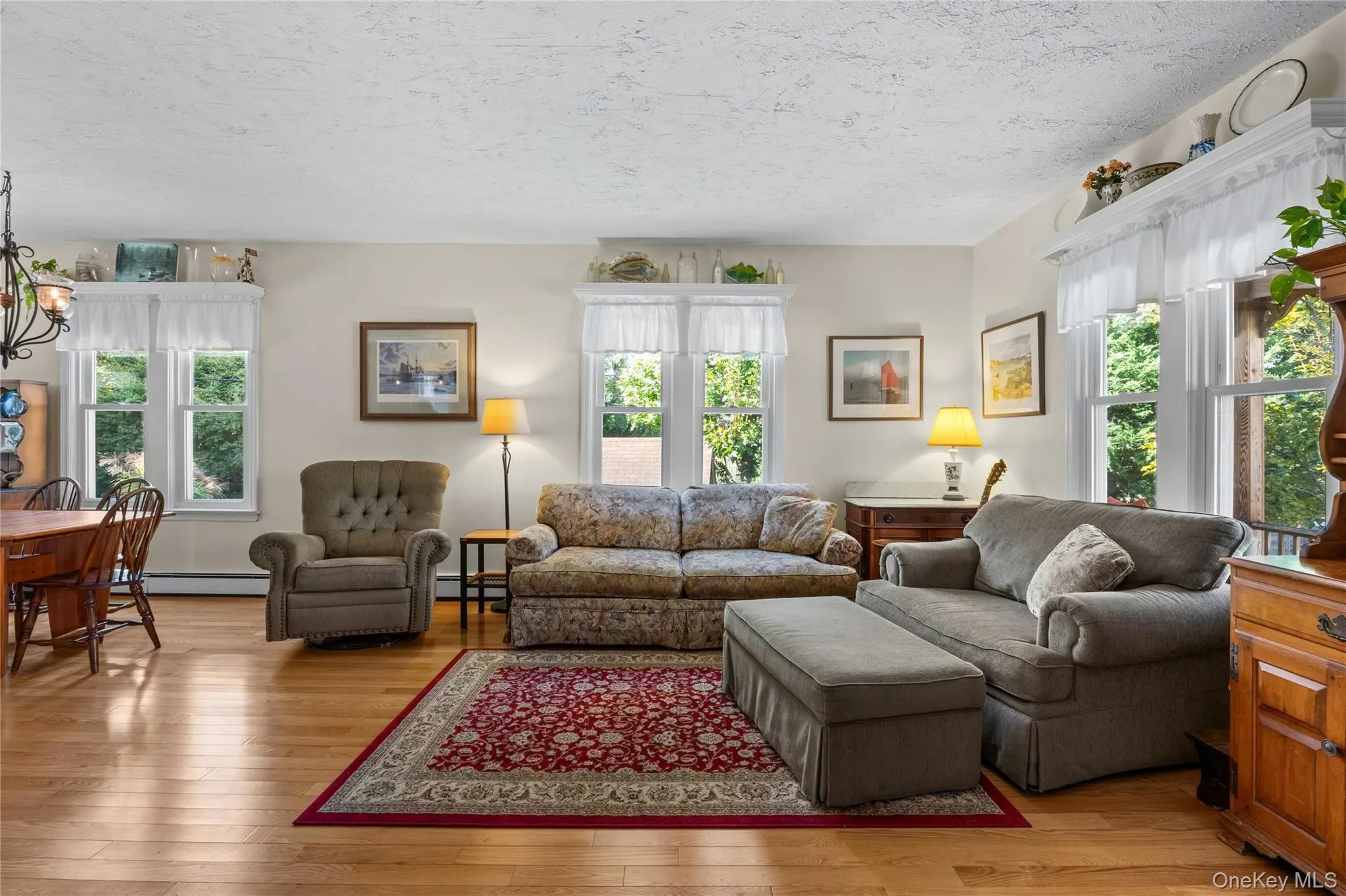 19 Willow Place, Oyster Bay, NY, 3 Bedrooms Bedrooms, 7 Rooms Rooms,1 BathroomBathrooms,Residential,For Rent,Willow,0,1056065 19 Willow Place, Oyster Bay, NY, 3 Bedrooms Bedrooms, 7 Rooms Rooms,1 BathroomBathrooms,Residential,For Rent,Willow,0,1056065