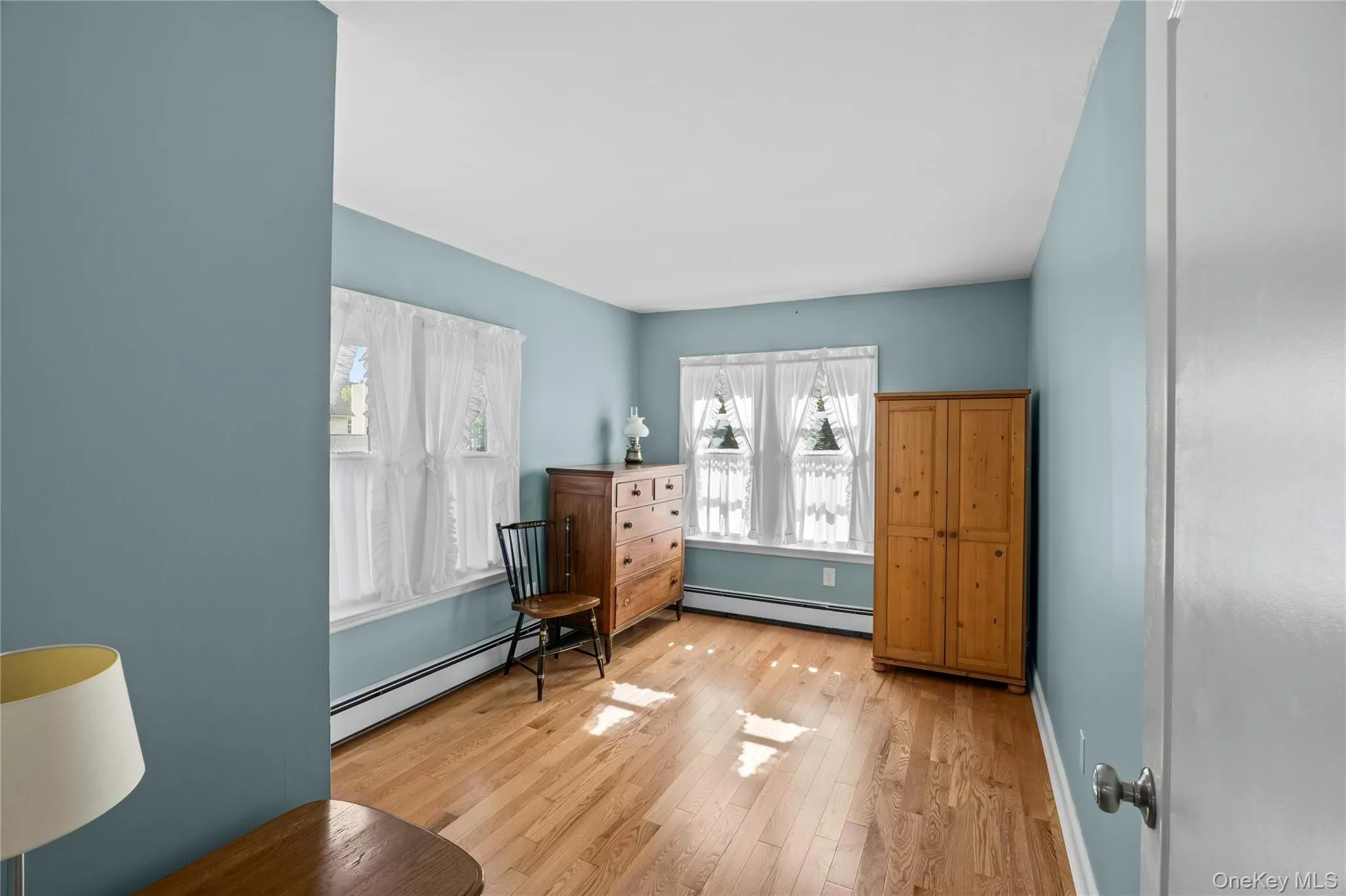 19 Willow Place, Oyster Bay, NY, 3 Bedrooms Bedrooms, 7 Rooms Rooms,1 BathroomBathrooms,Residential,For Rent,Willow,0,1056065 19 Willow Place, Oyster Bay, NY, 3 Bedrooms Bedrooms, 7 Rooms Rooms,1 BathroomBathrooms,Residential,For Rent,Willow,0,1056065