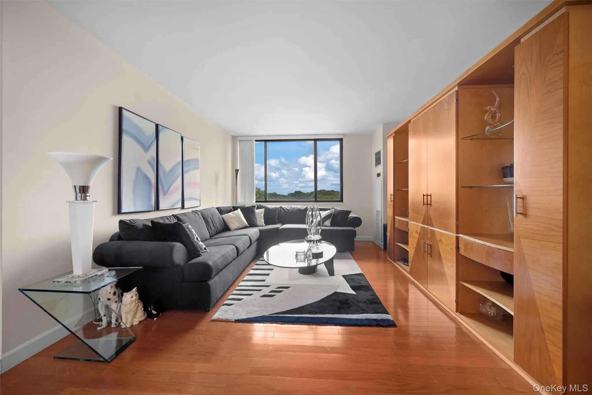 269-10 Grand Central Parkway, New York, NY, 1 Bedroom Bedrooms, 3 Rooms Rooms,1 BathroomBathrooms,Residential,For Rent,Grand Central,0,1056067 269-10 Grand Central Parkway, New York, NY, 1 Bedroom Bedrooms, 3 Rooms Rooms,1 BathroomBathrooms,Residential,For Rent,Grand Central,0,1056067