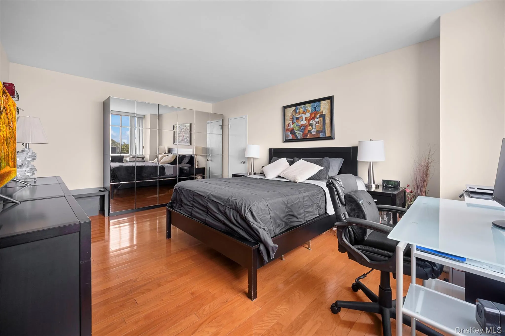 269-10 Grand Central Parkway, New York, NY, 1 Bedroom Bedrooms, 3 Rooms Rooms,1 BathroomBathrooms,Residential,For Rent,Grand Central,0,1056067 269-10 Grand Central Parkway, New York, NY, 1 Bedroom Bedrooms, 3 Rooms Rooms,1 BathroomBathrooms,Residential,For Rent,Grand Central,0,1056067