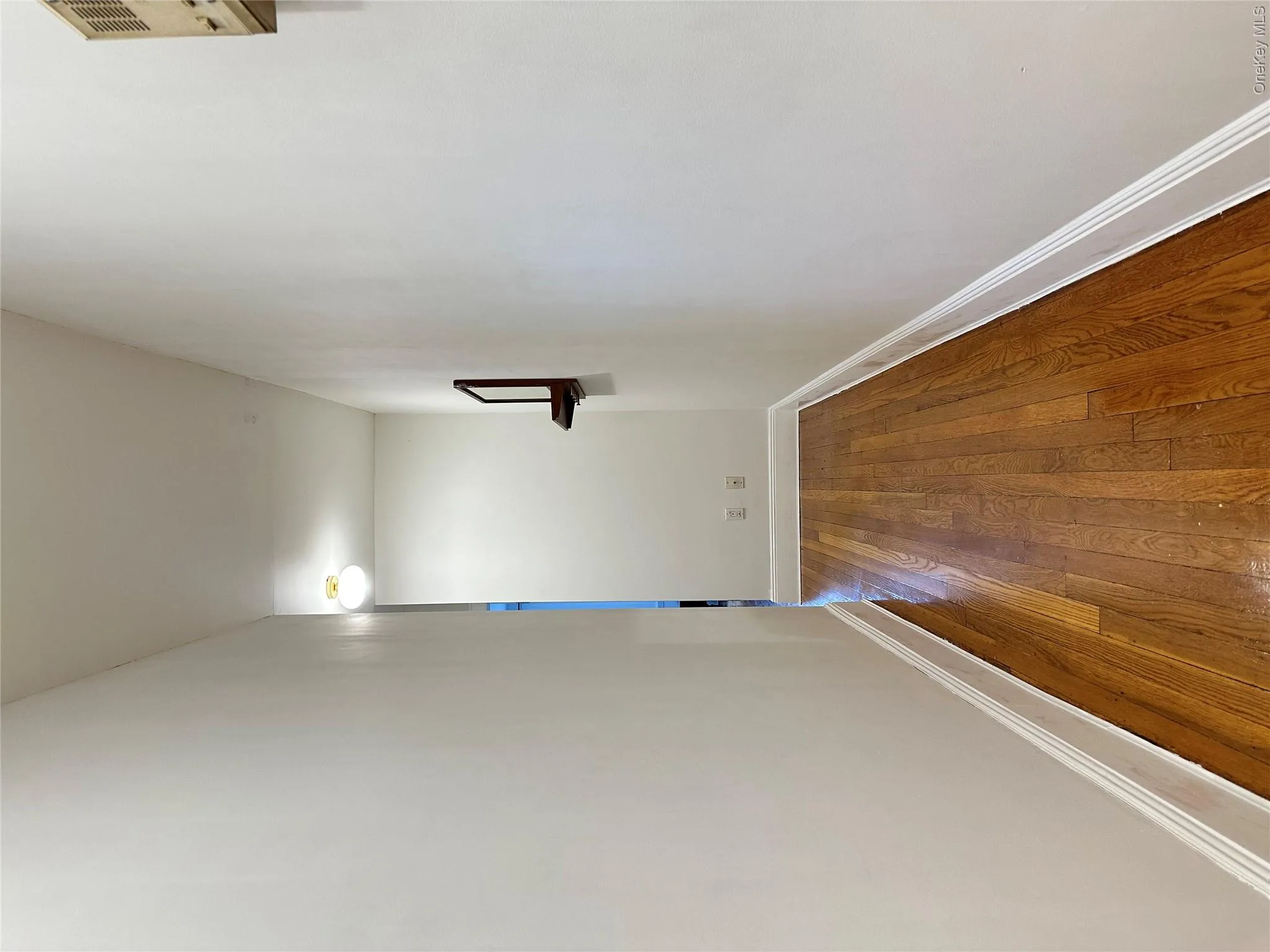 68-36 Burns, New York, NY, 1 Bedroom Bedrooms, 3 Rooms Rooms,1 BathroomBathrooms,Residential,For Rent,Burns,0,1056074 68-36 Burns, New York, NY, 1 Bedroom Bedrooms, 3 Rooms Rooms,1 BathroomBathrooms,Residential,For Rent,Burns,0,1056074