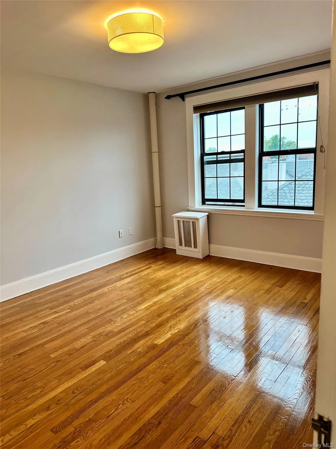 68-36 Burns, New York, NY, 1 Bedroom Bedrooms, 3 Rooms Rooms,1 BathroomBathrooms,Residential,For Rent,Burns,0,1056074 68-36 Burns, New York, NY, 1 Bedroom Bedrooms, 3 Rooms Rooms,1 BathroomBathrooms,Residential,For Rent,Burns,0,1056074